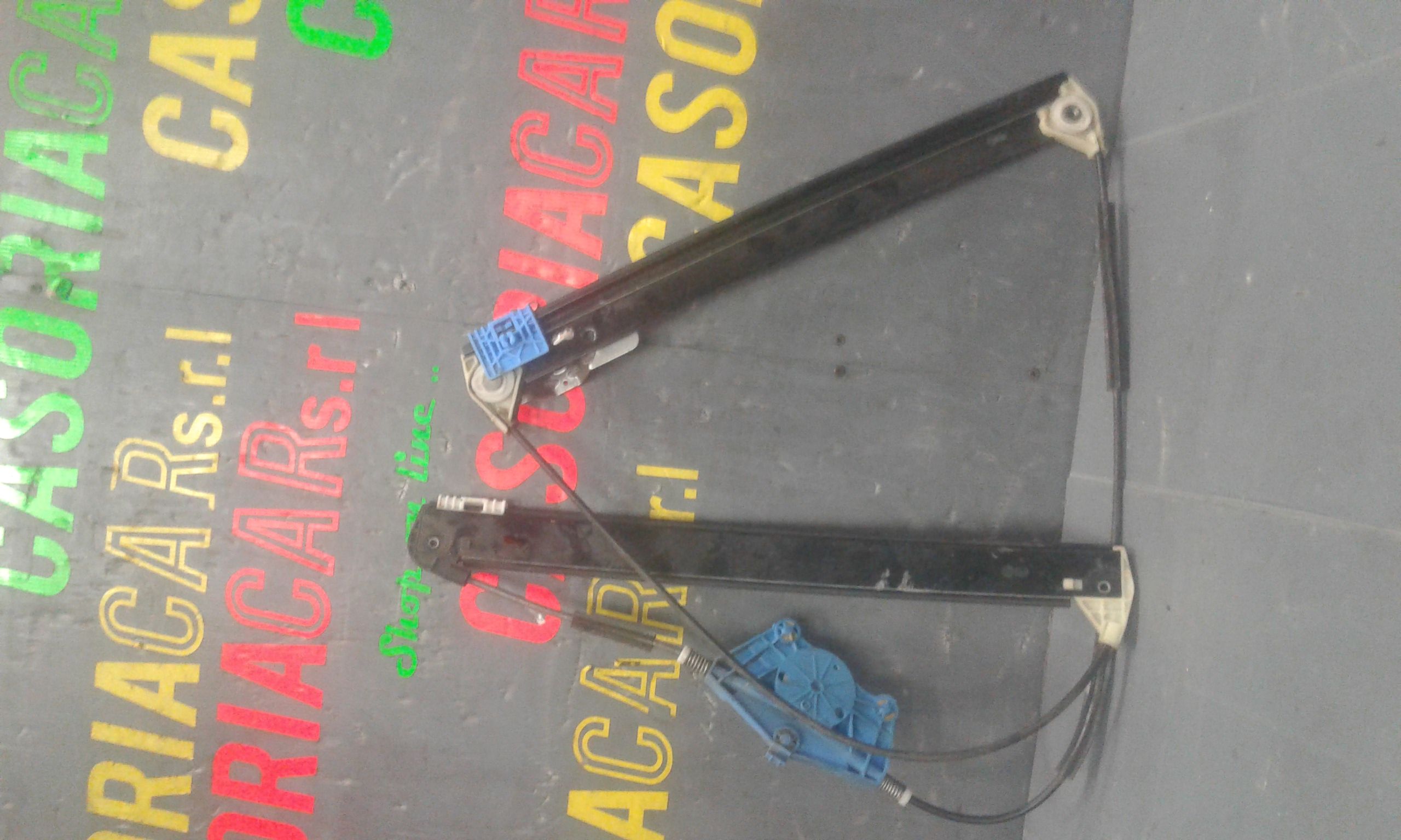 Alzacristallo Porta Ant. Destro Usato