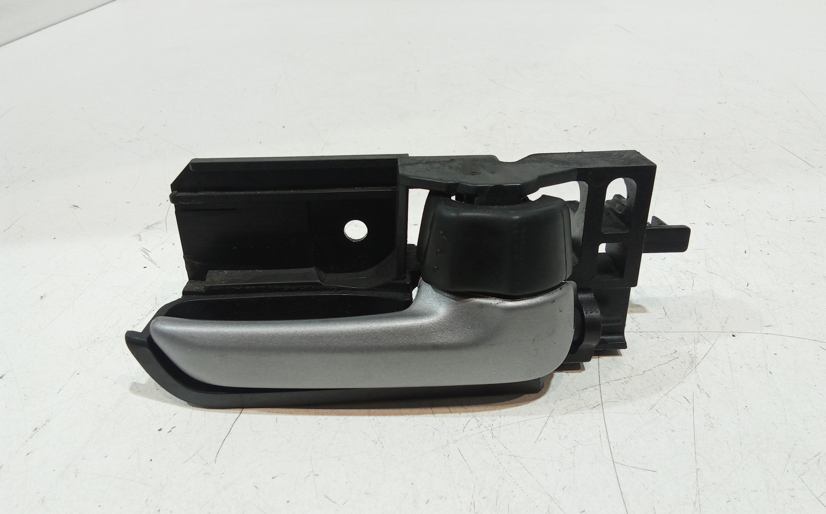 Maniglia Int. Apertura Porta Post. Destro 71713443 Usato