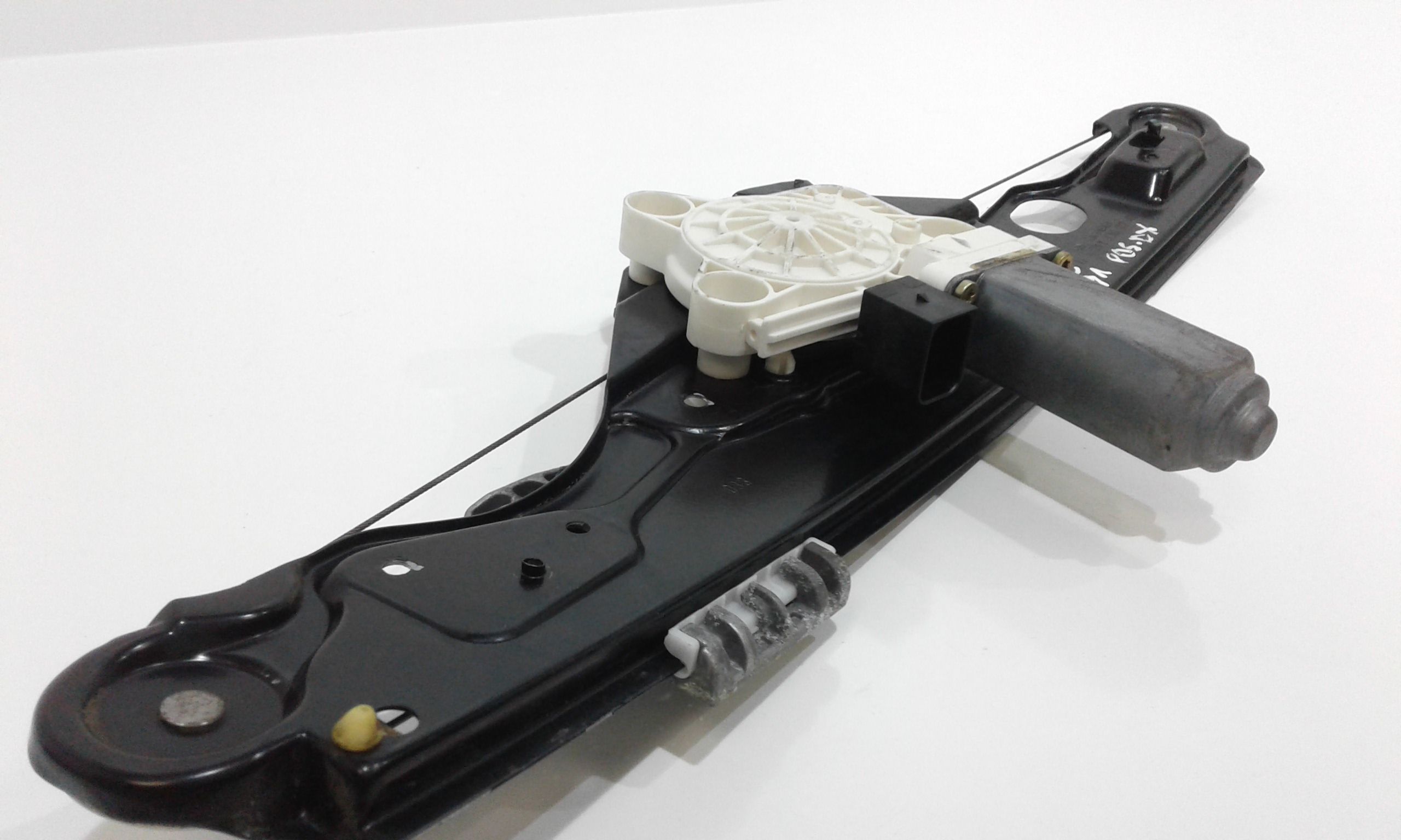 Alzacristallo Elettr. Porta Ant. Sinistro A2037201546 Usato