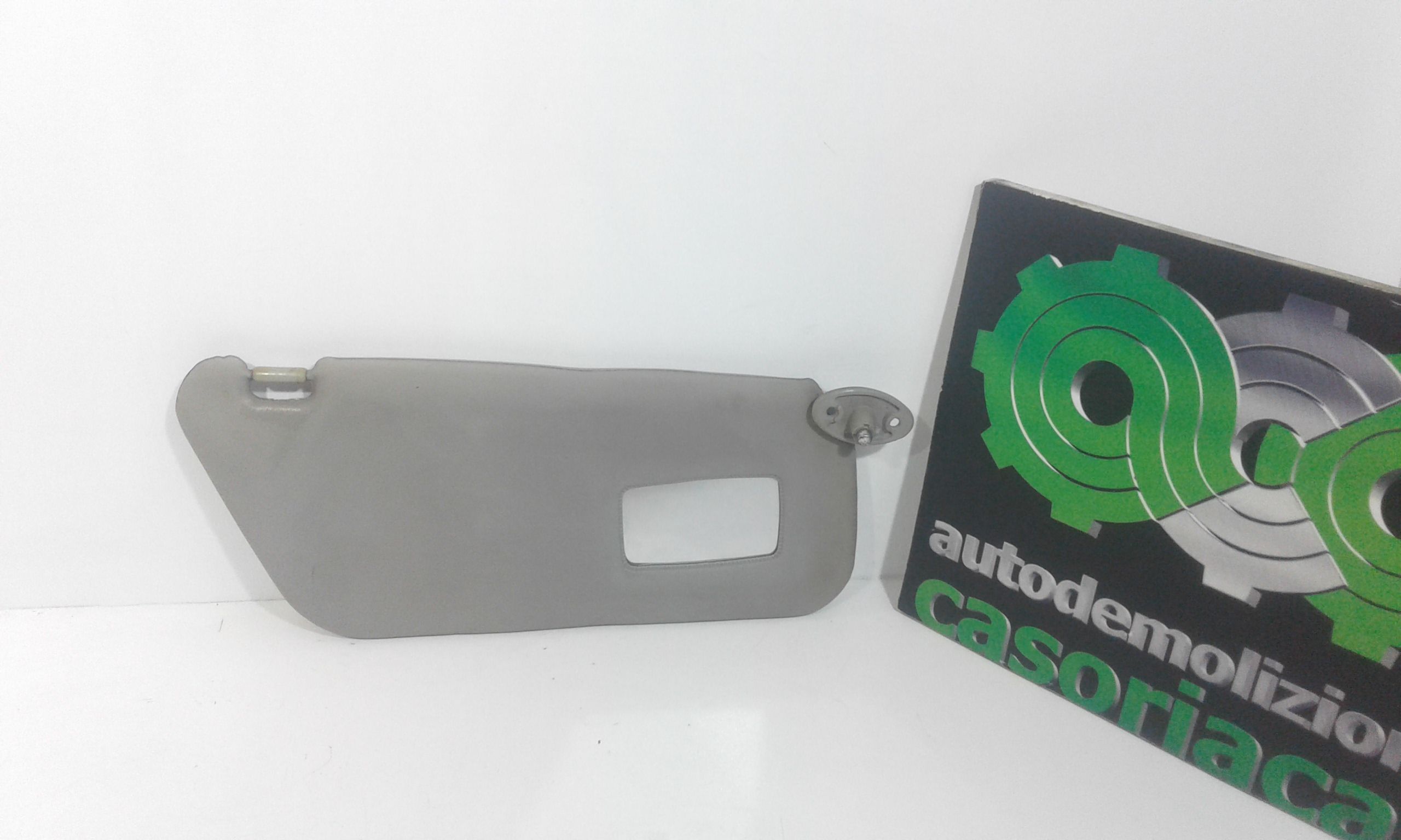 Aletta Parasole Parabrezza Destro 96280100 Usato