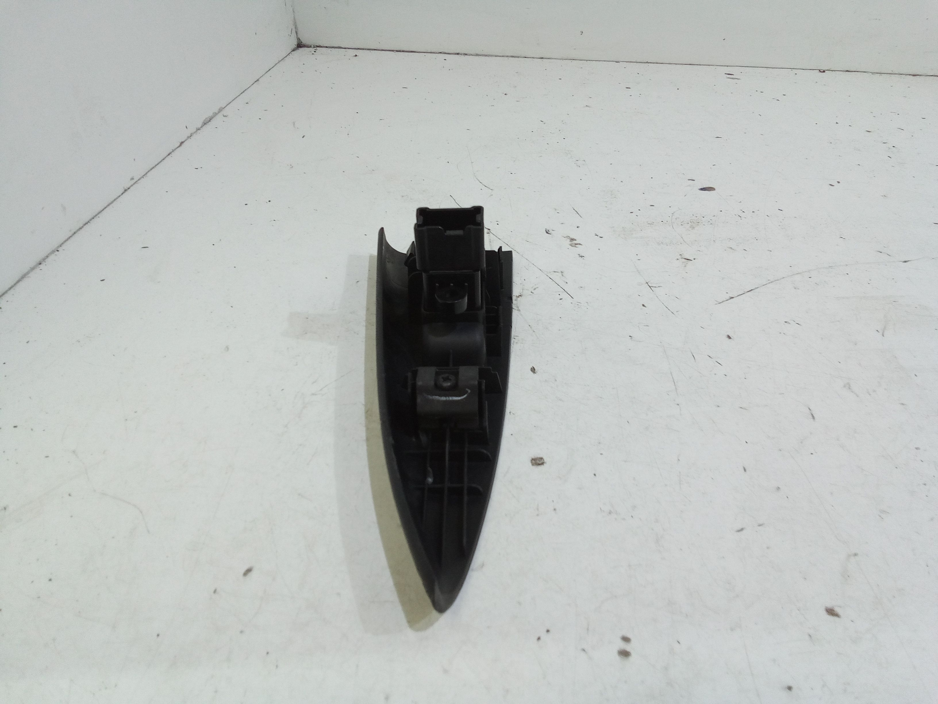 Interruttore Alzacristalli Porta Post. Sinistro 25411ED000 Usato