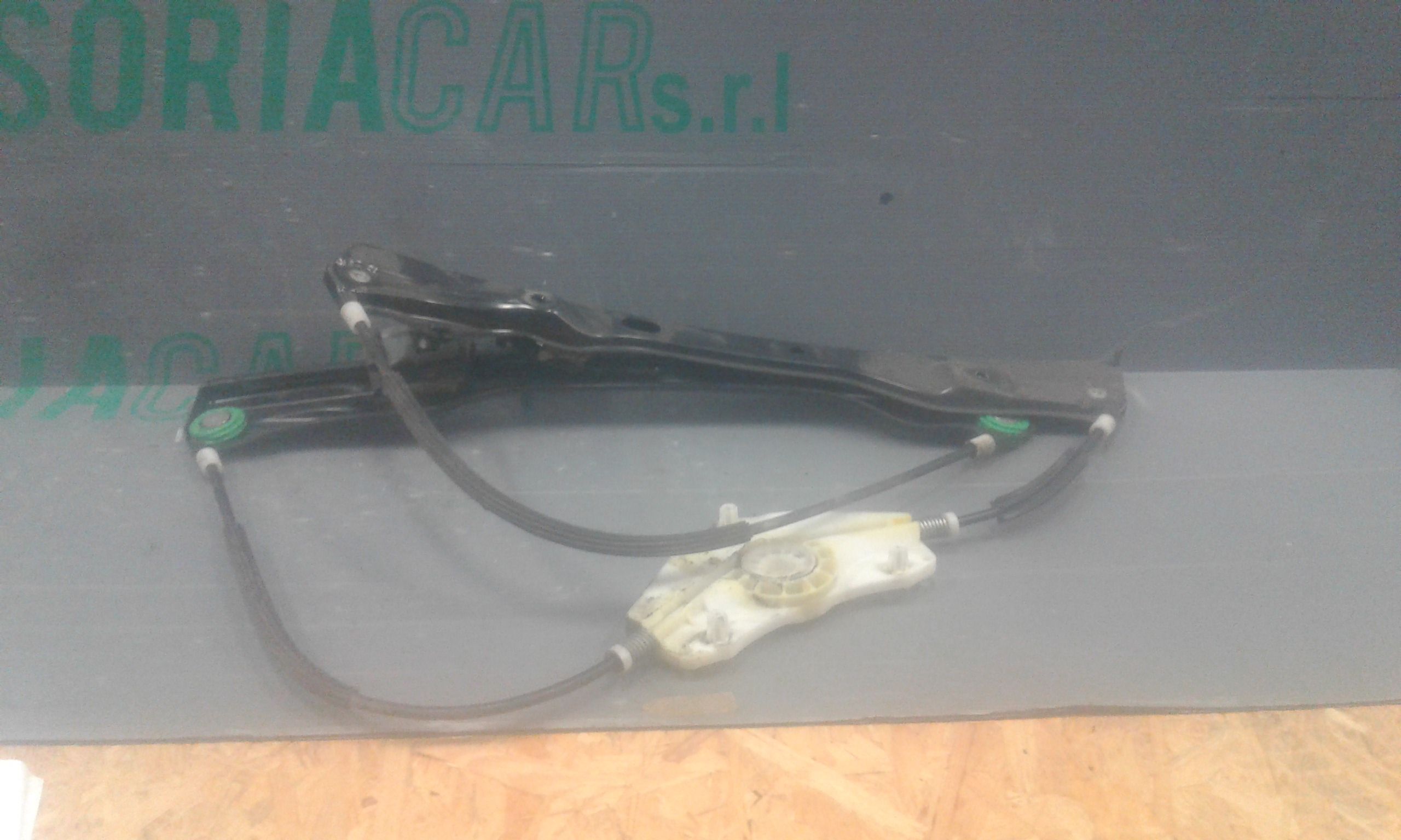 Alzacristallo Porta Ant. Sinistro Usato