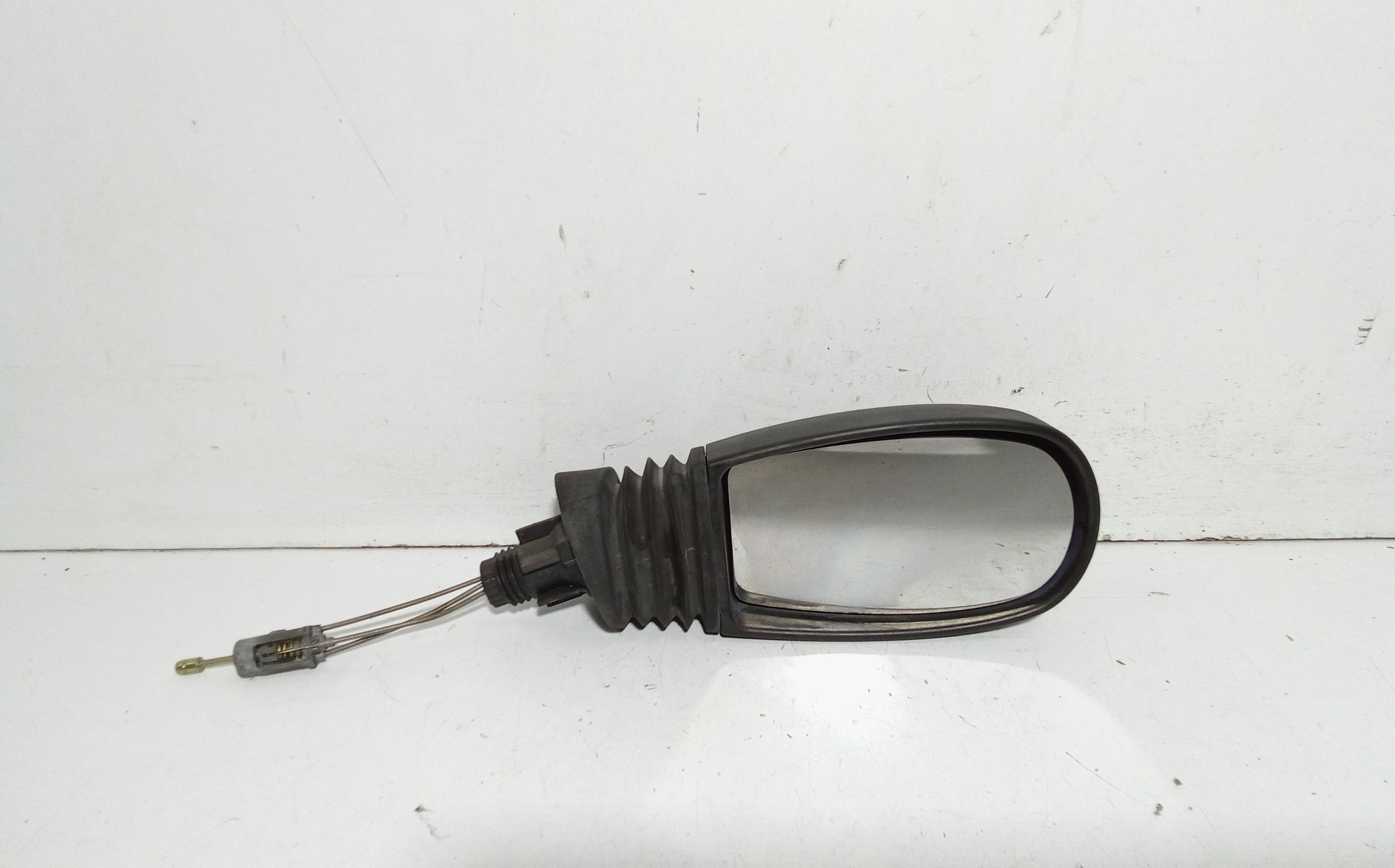 Retrovisore Est. Destro 735310073 Usato