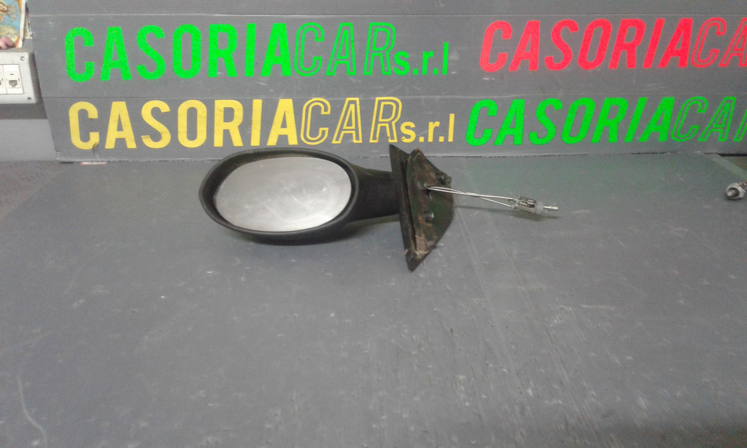 Retrovisore Est. Destro Usato