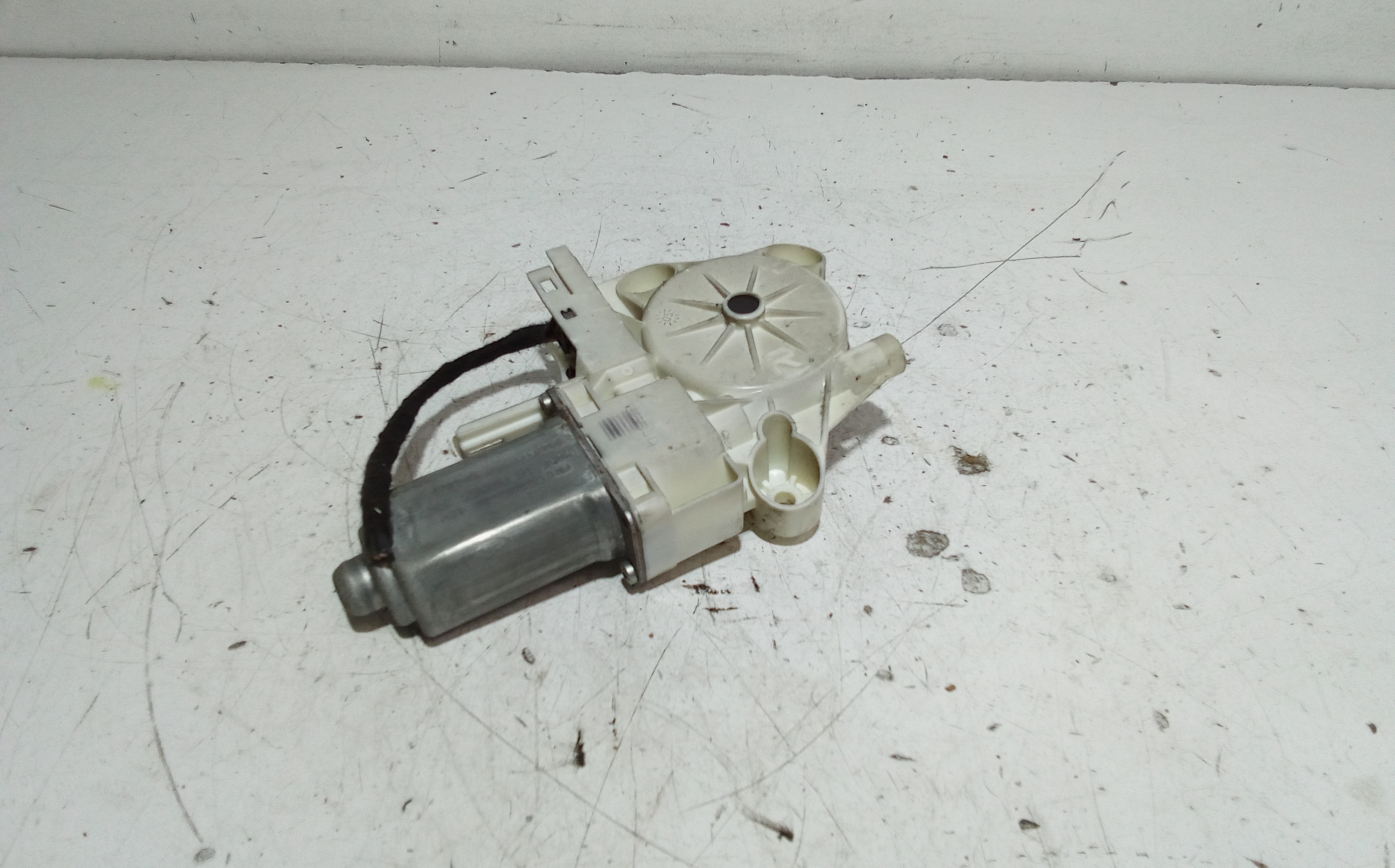 Motorino Alzacristallo Porta Ant. Destro 1430361 Usato