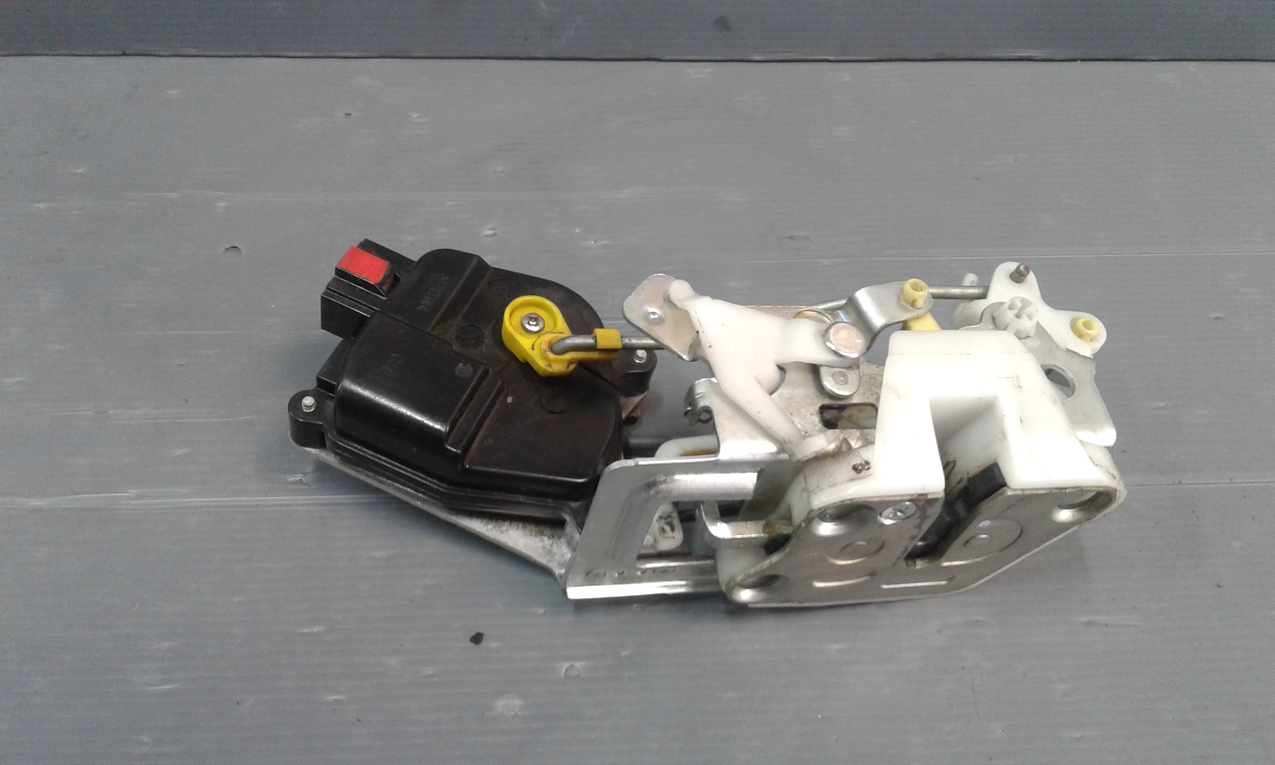 Serratura Porta Post. Destro 96601455 Usato