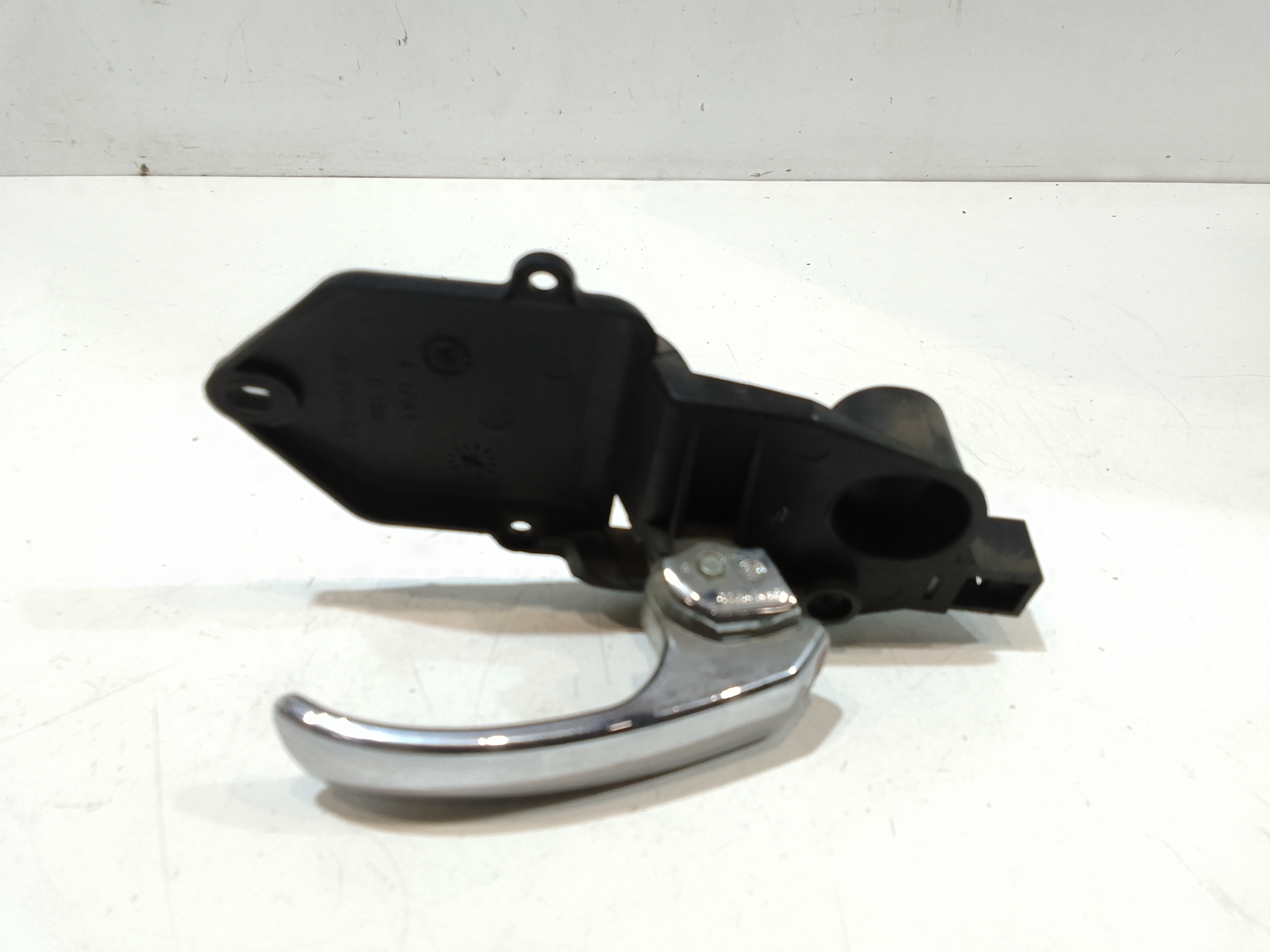 Maniglia Int. Apertura Porta Ant. Destro Usato