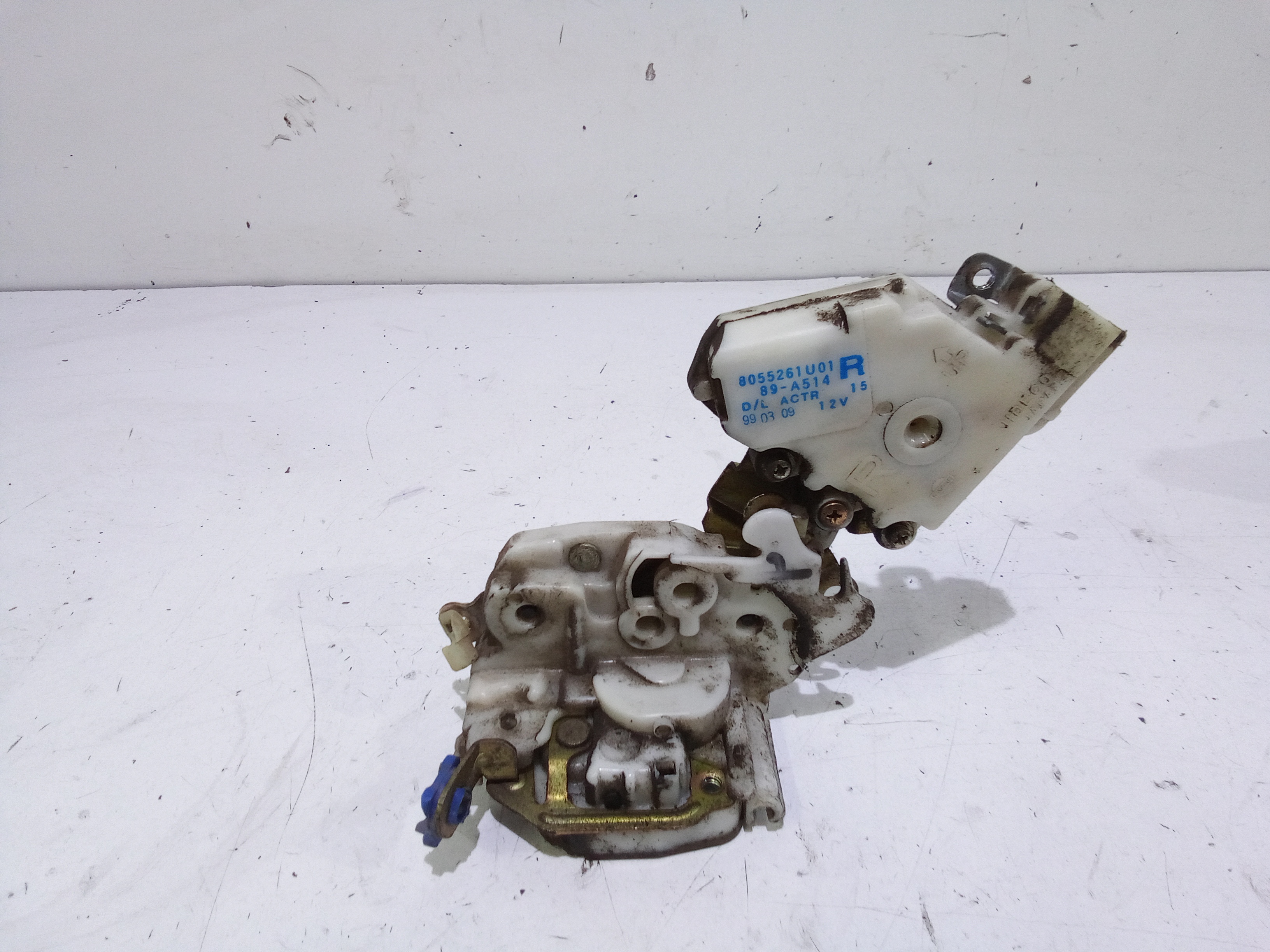 Serratura Porta Ant. Destro 825020C310 Usato