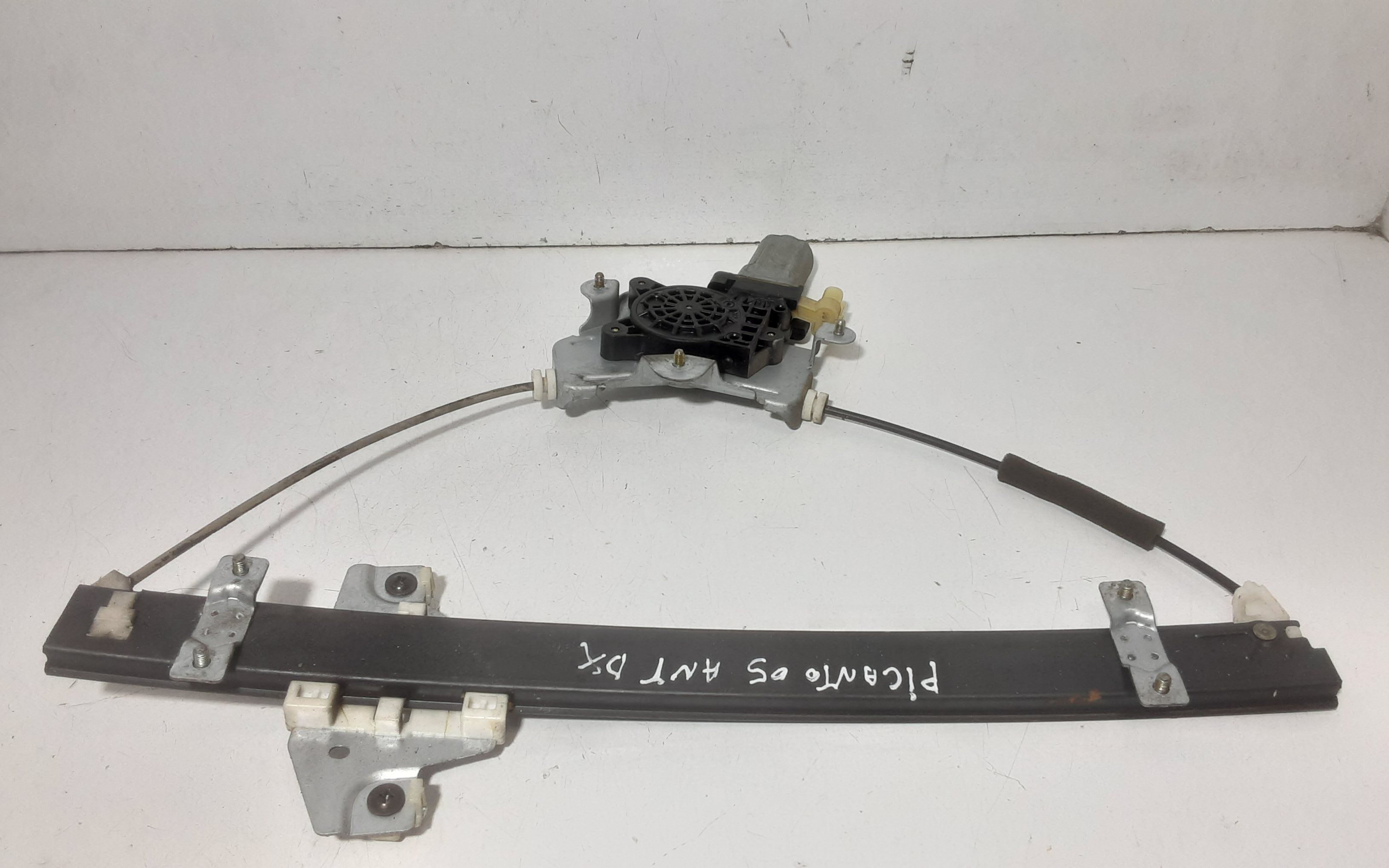 Alzacristallo Porta Ant. Destro 8240207000 Usato