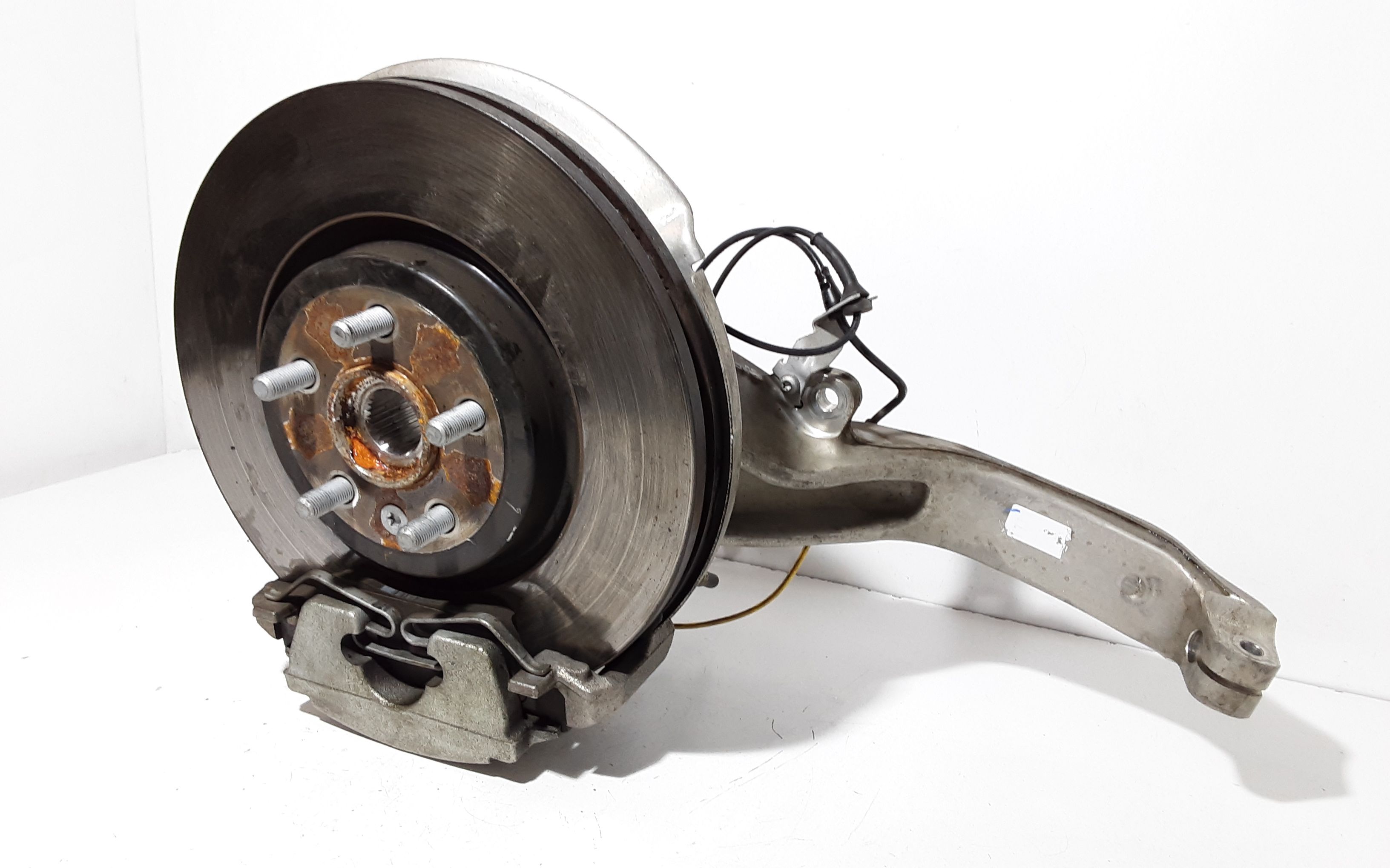 Fusello Montante Mozzo Anteriore Sinistro Usato