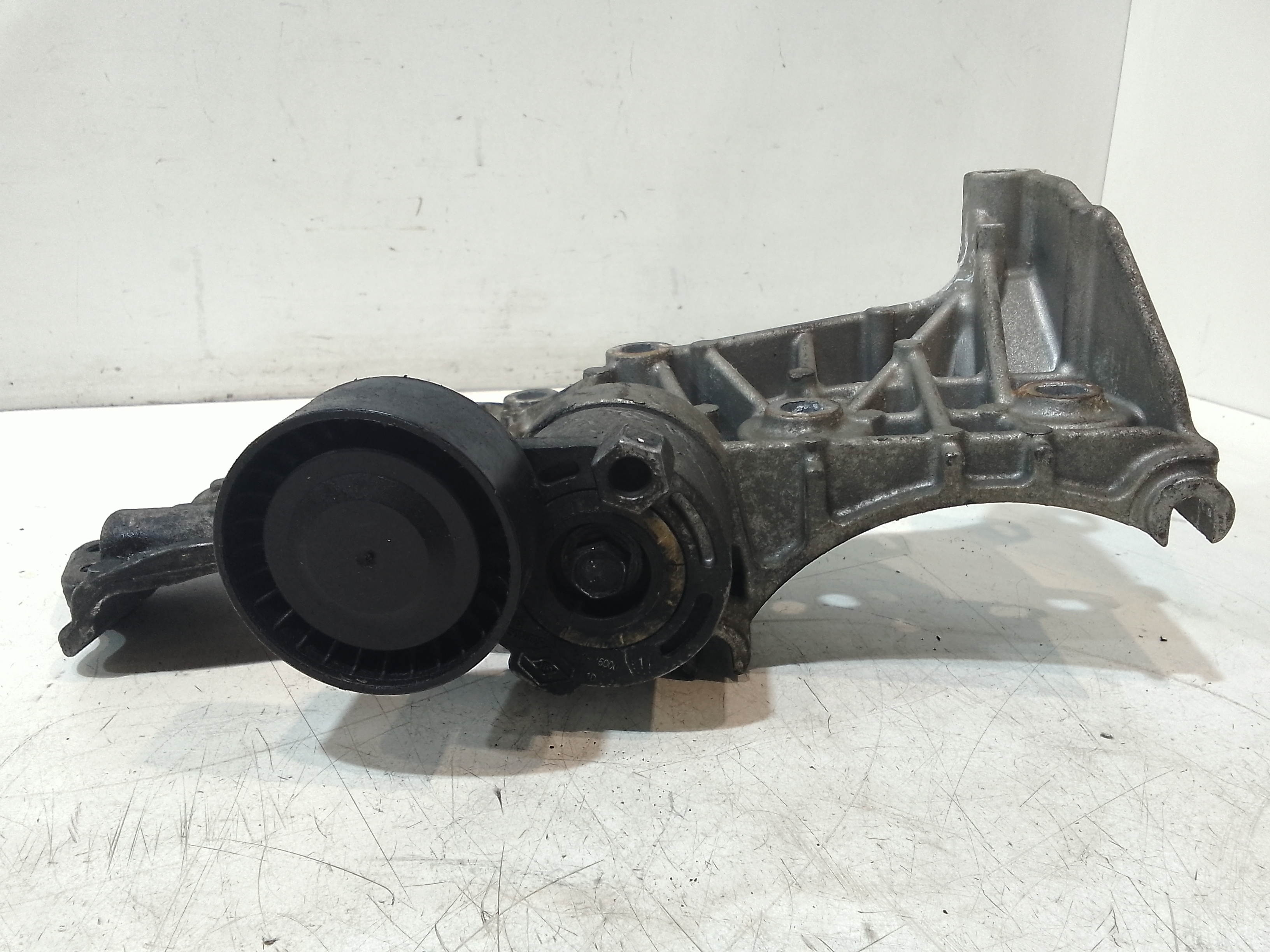 Supporto Tendicinghia Distribuzione Usato