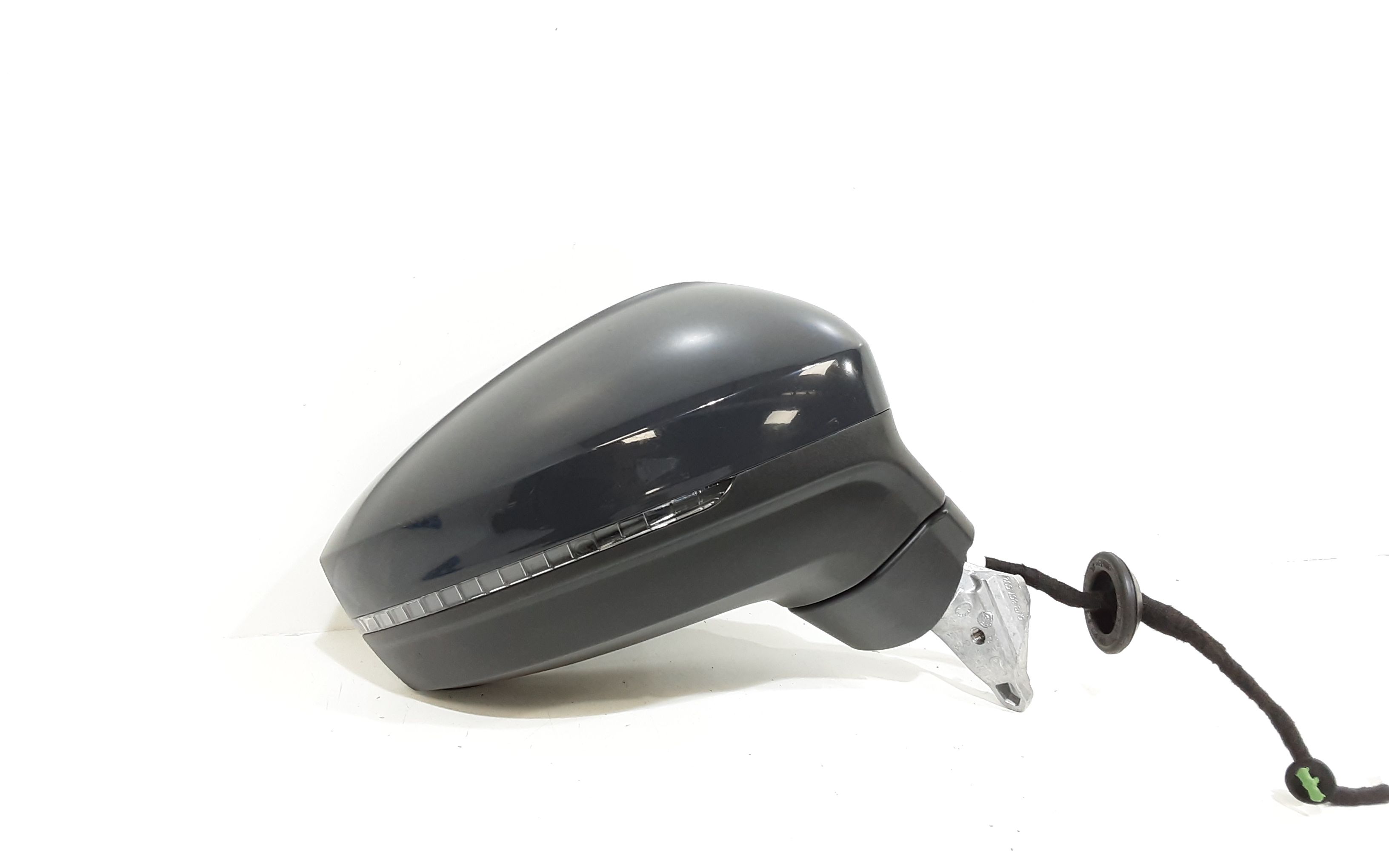 Retrovisore Est. Destro Usato