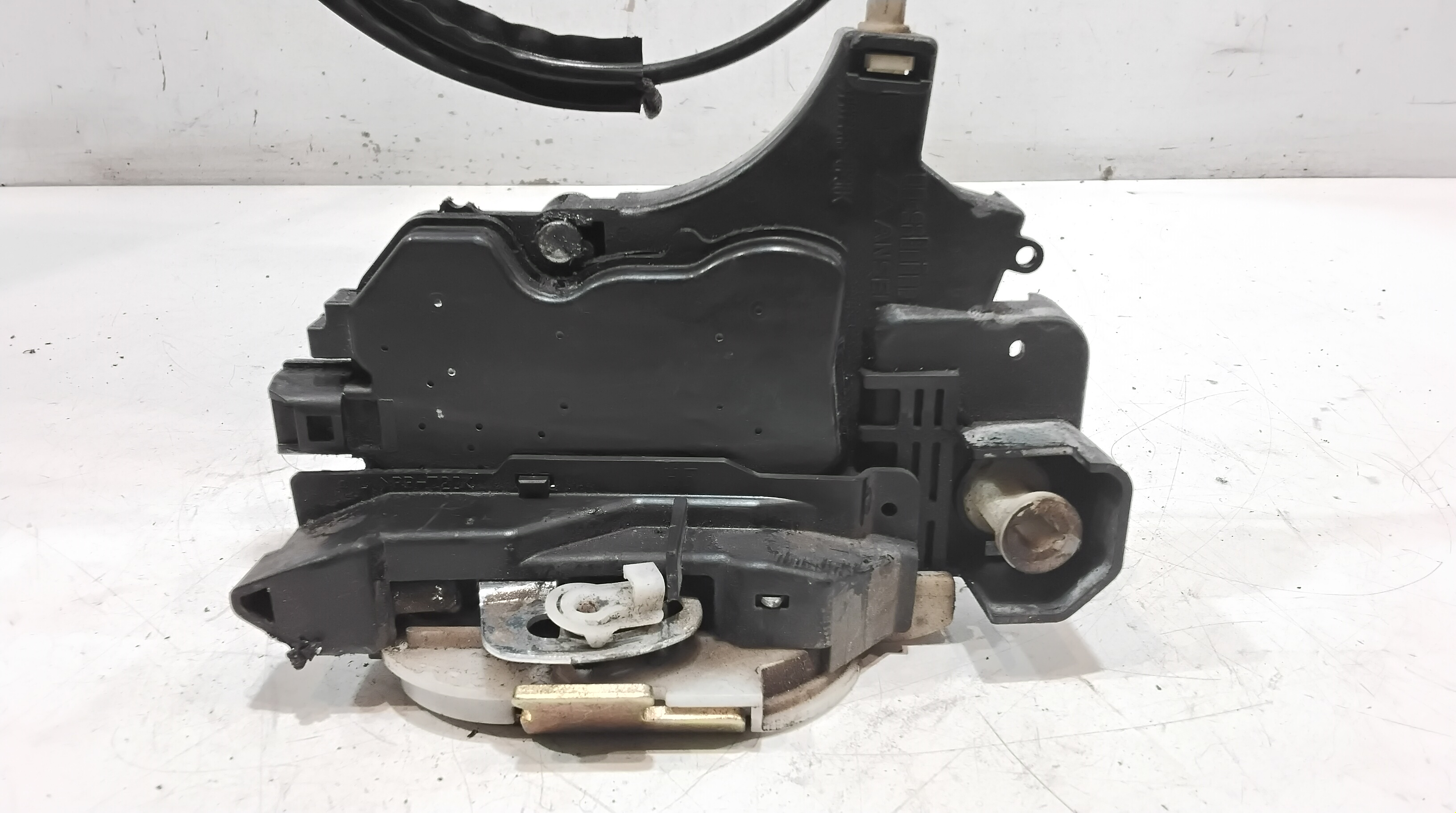 Serratura Porta Ant. Sinistro MN145935 Usato