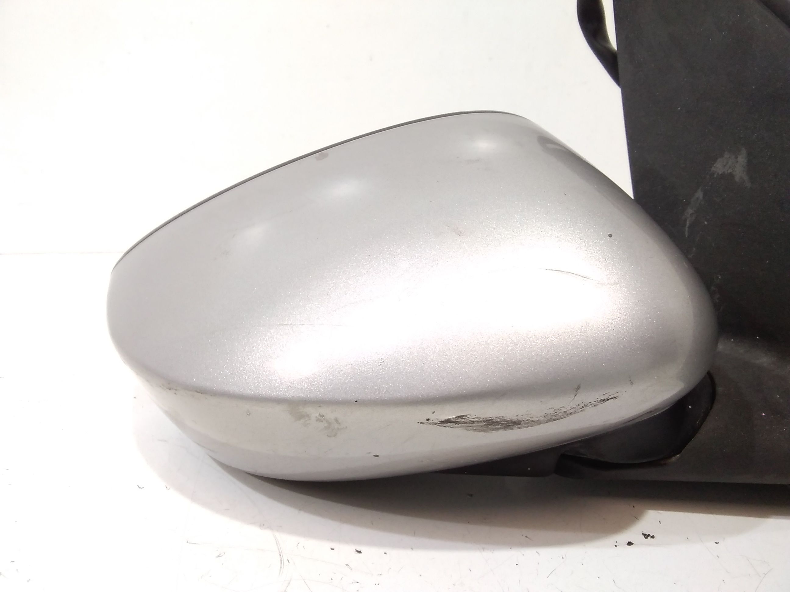 Retrovisore Est. Destro Usato