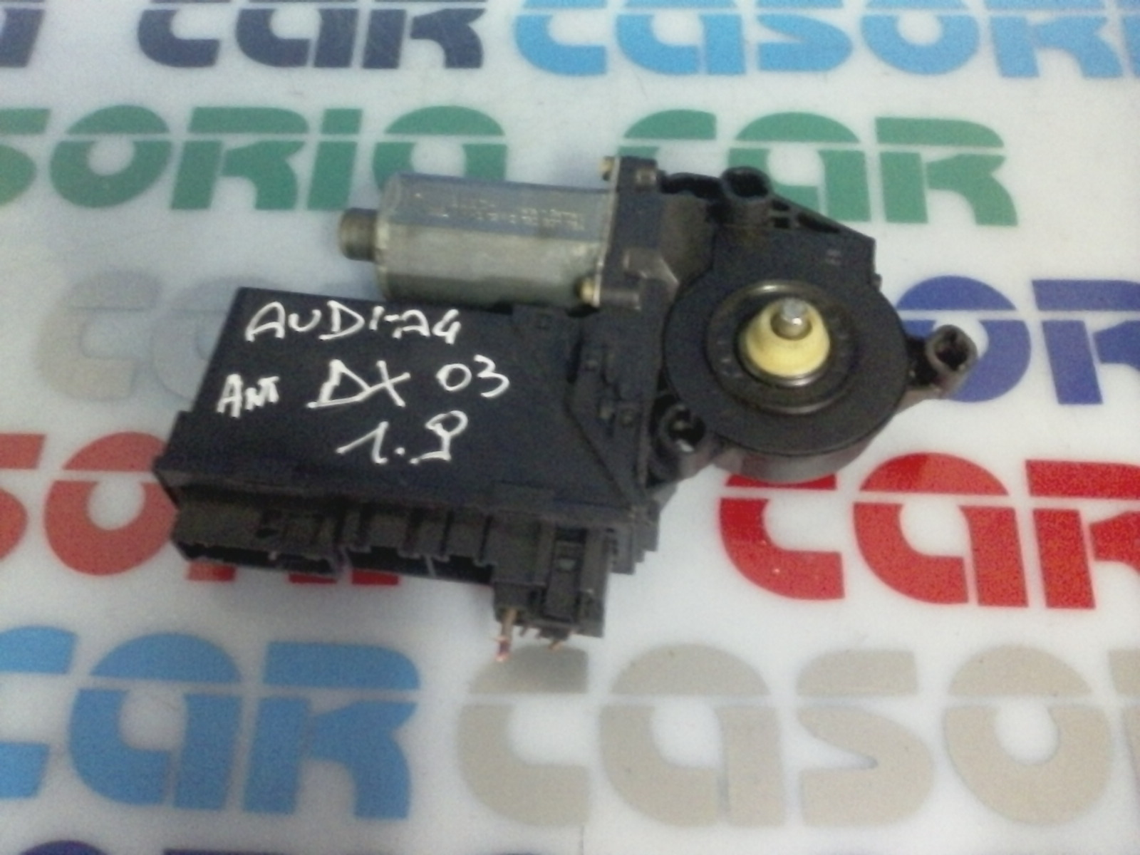 Motorino Alzacristallo Porta Ant. Destro 8E1959802G Usato