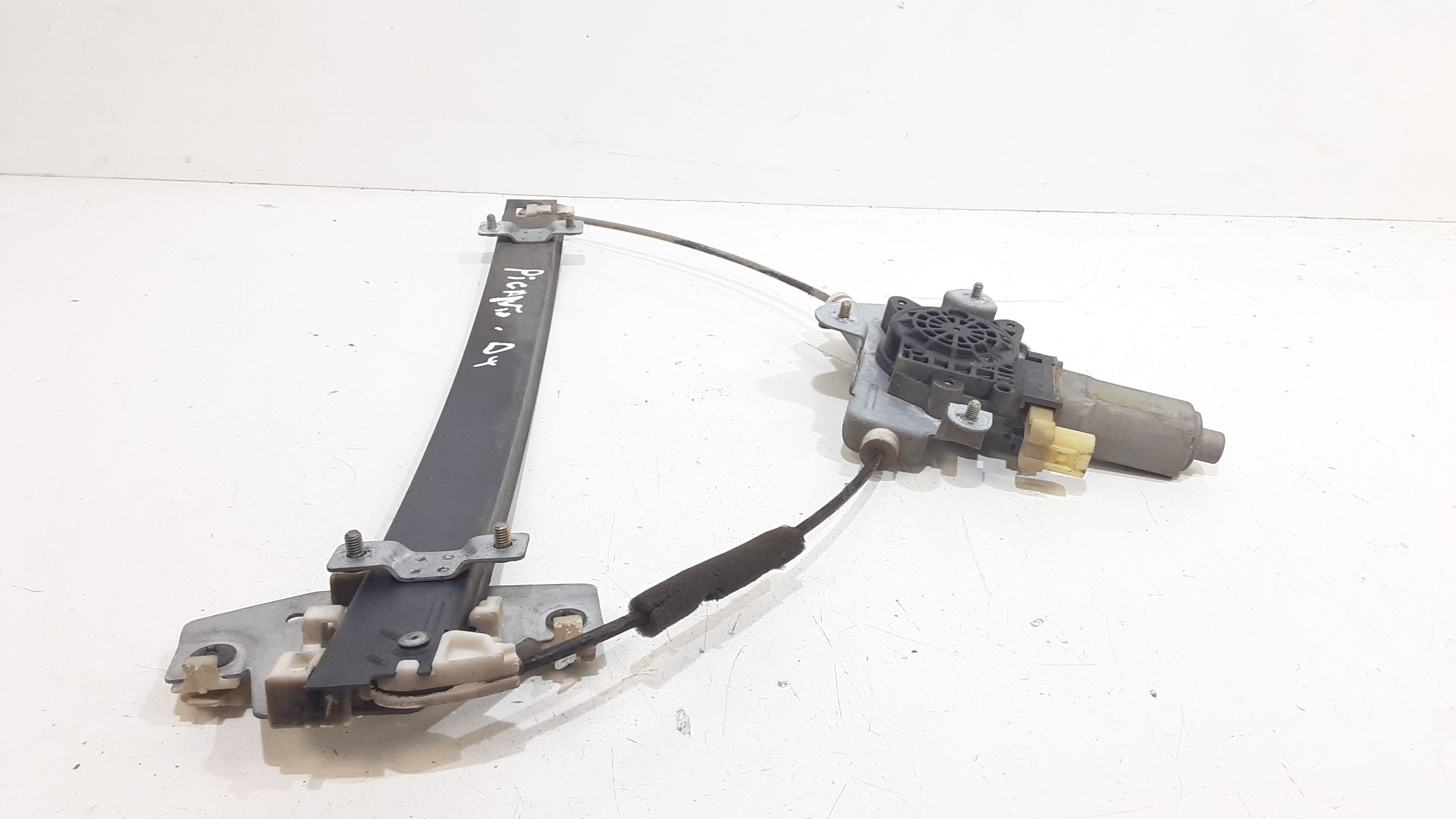 Alzacristallo Porta Ant. Destro 8240207000 Usato