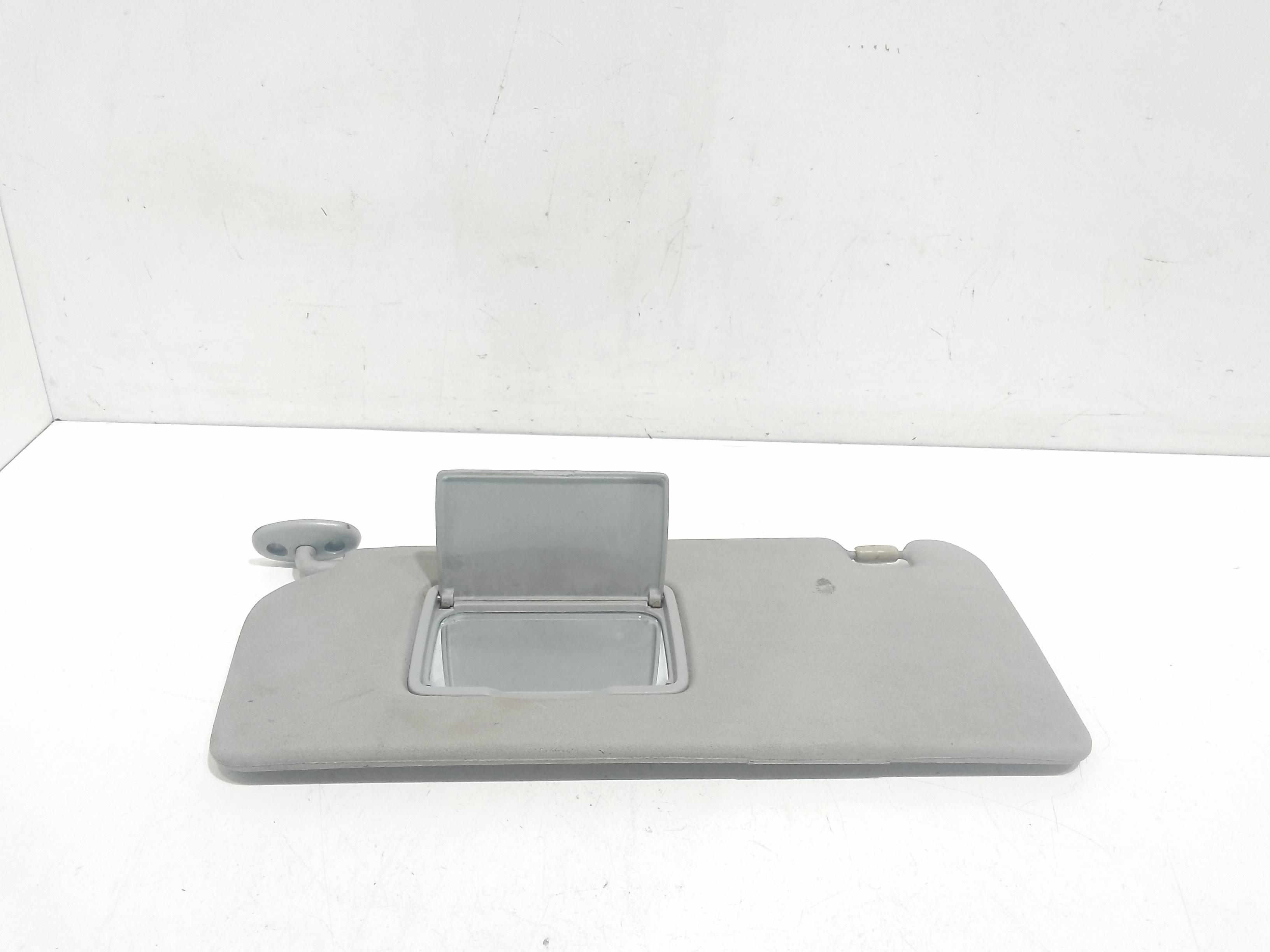 Aletta Parasole Parabrezza Sinistro 83280SAAG41ZA Usato