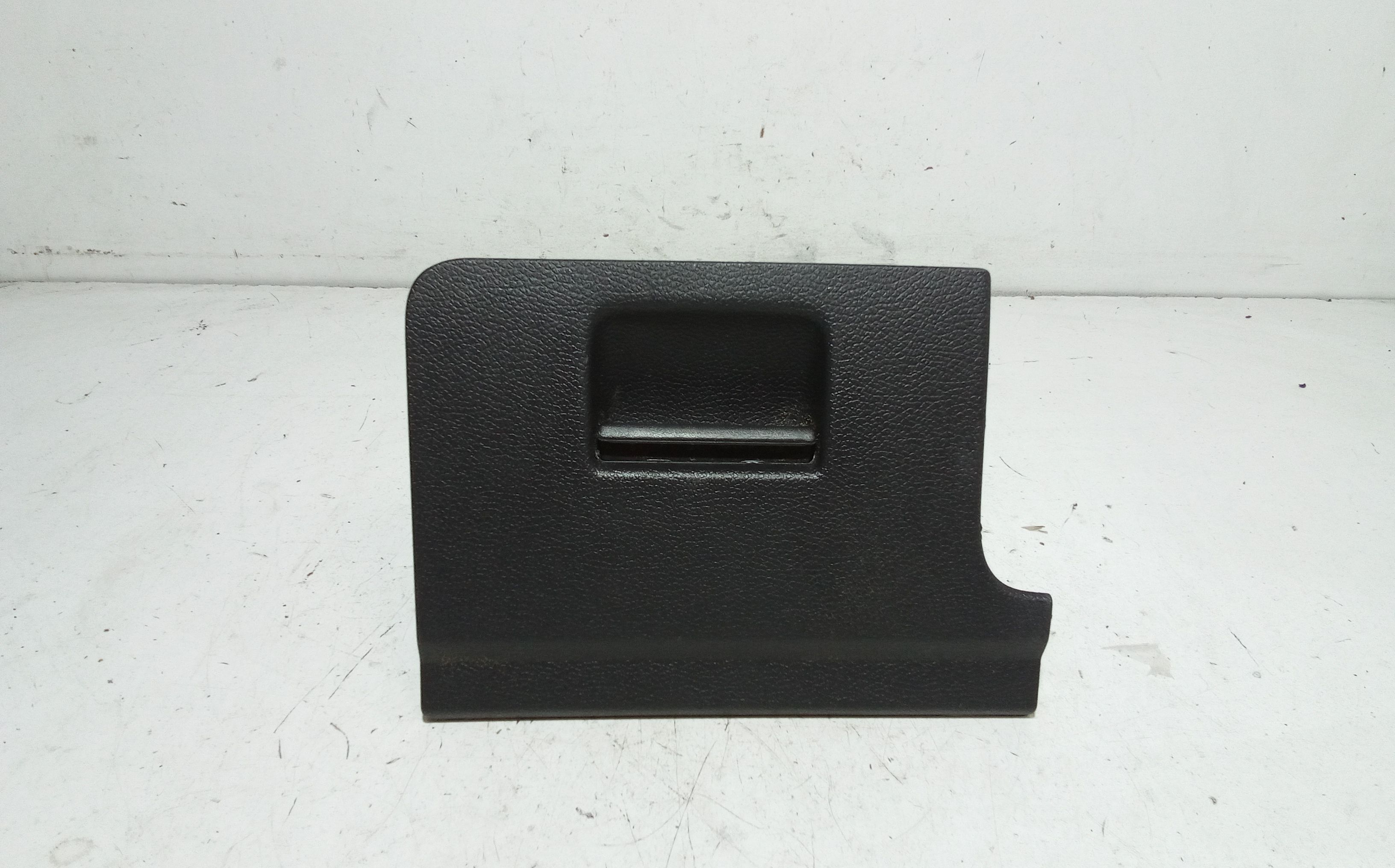 Cassetto Portaoggetti Inf. Plancia Destro Usato