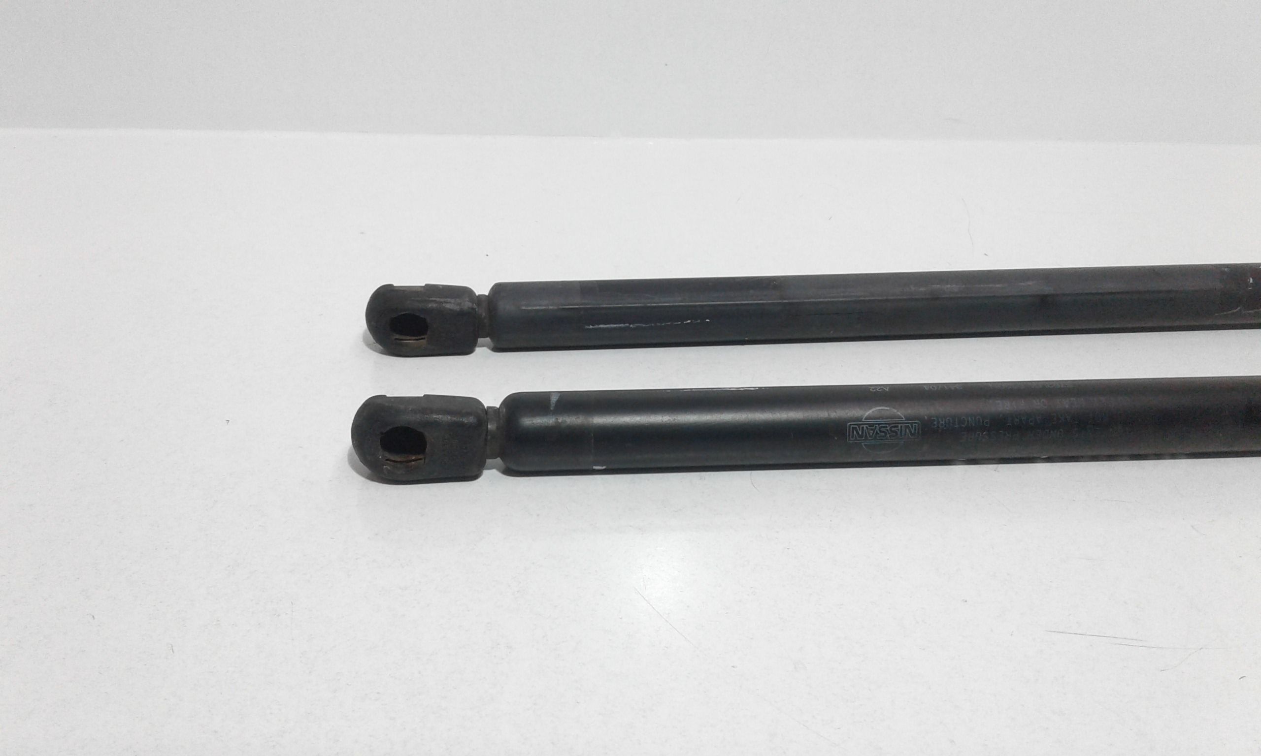 Cerniera Cofano Post. Destro Usato