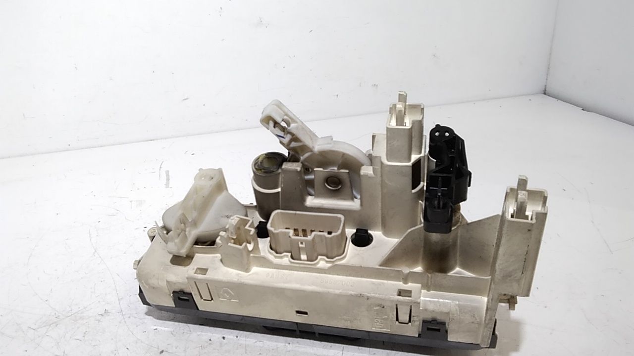 Blocco Comando Climatizzazione 7701055146 Usato