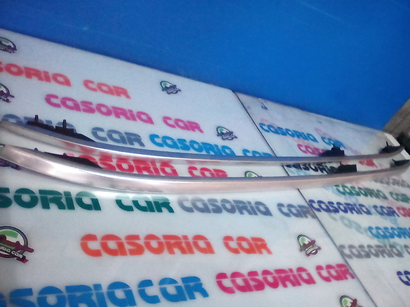 Barre Portatutto Per Mancorrente Tetto Destro + Barre Portatutto Per Mancorrente Tetto Sinistro Usato