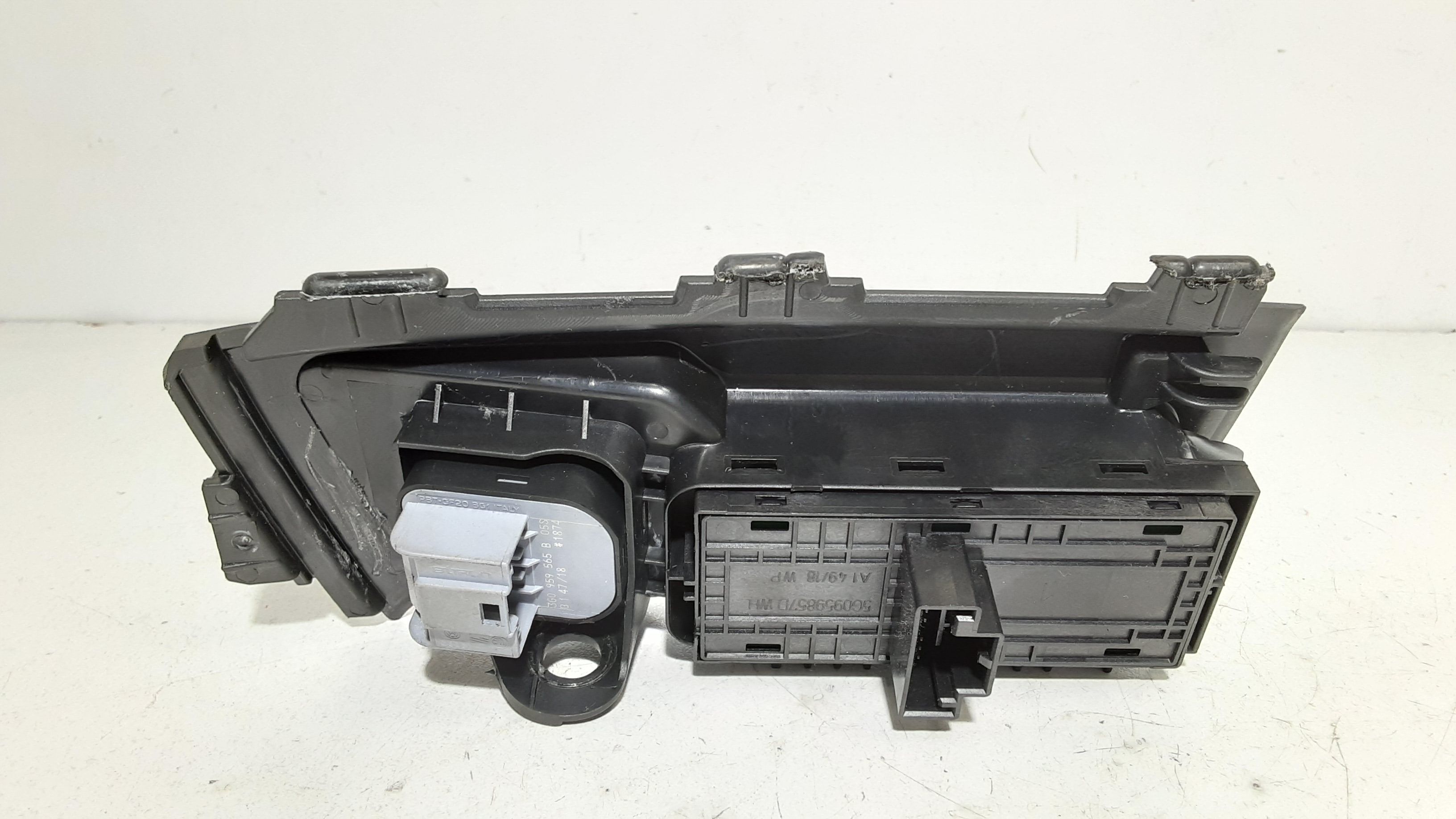 Interruttore Alzacristalli Porta Ant. Sinistro Usato