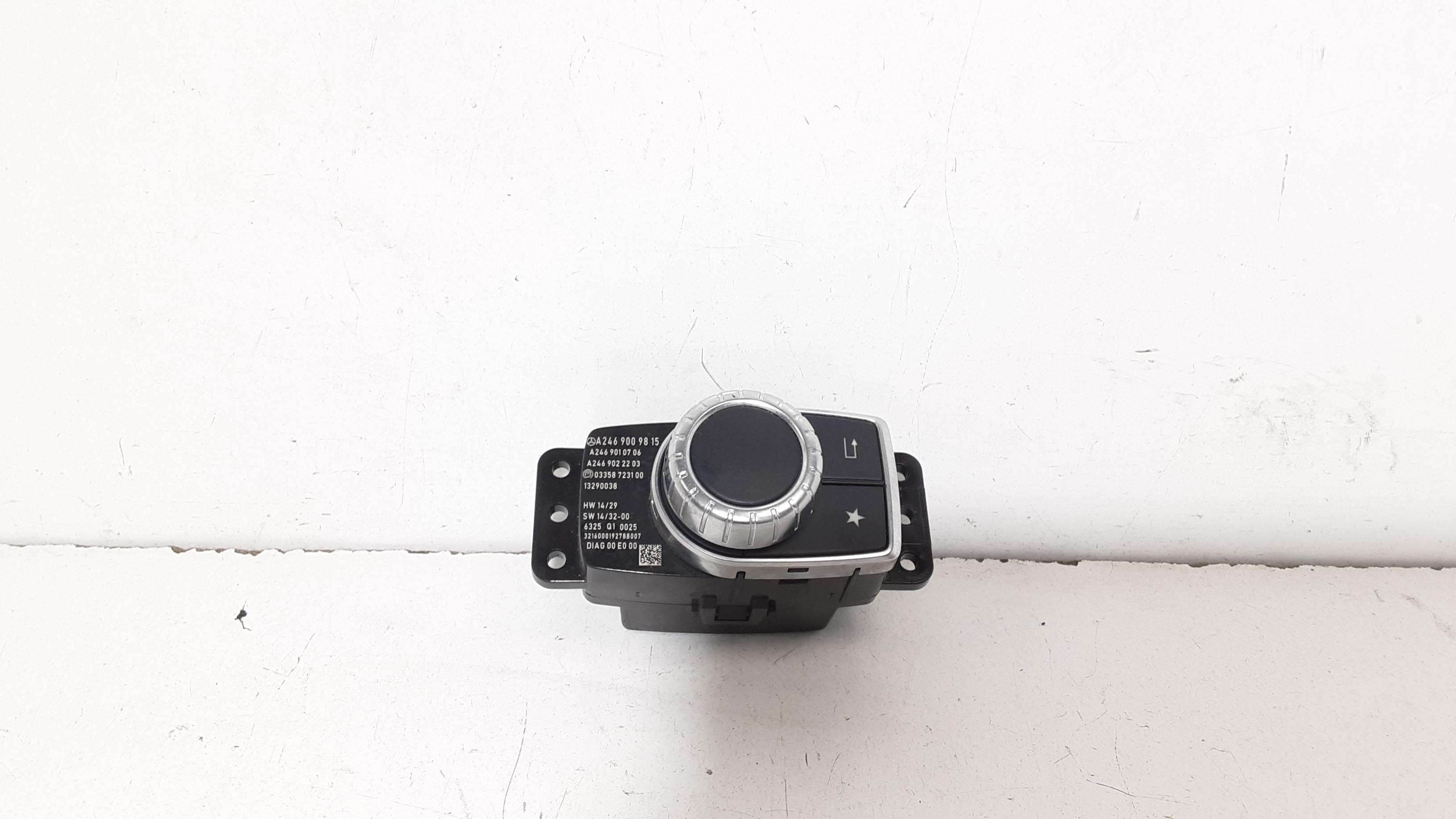 Blocco Comandi Autoradio Usato