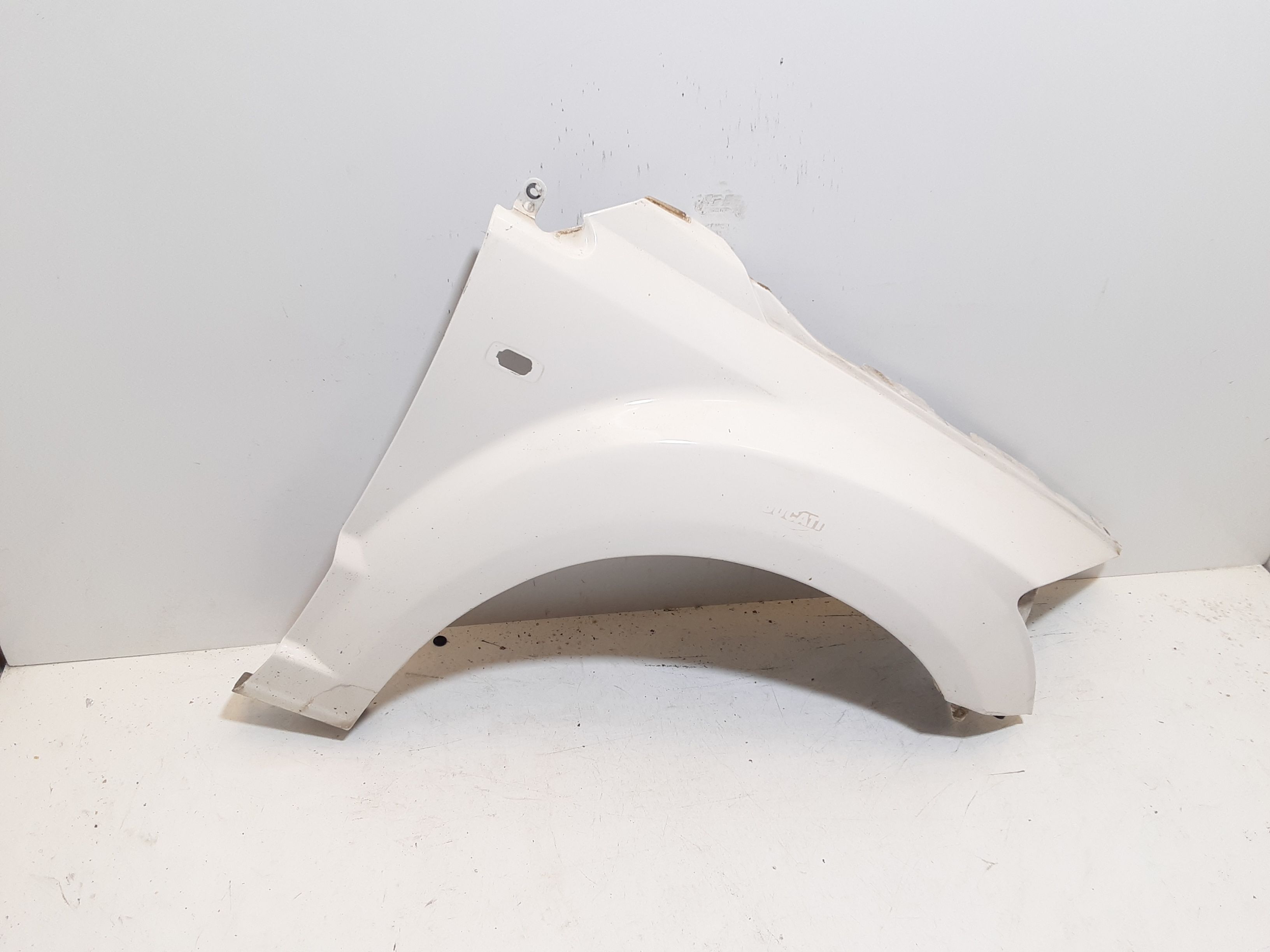 Parafango Ant. Destro K05115660AD Usato