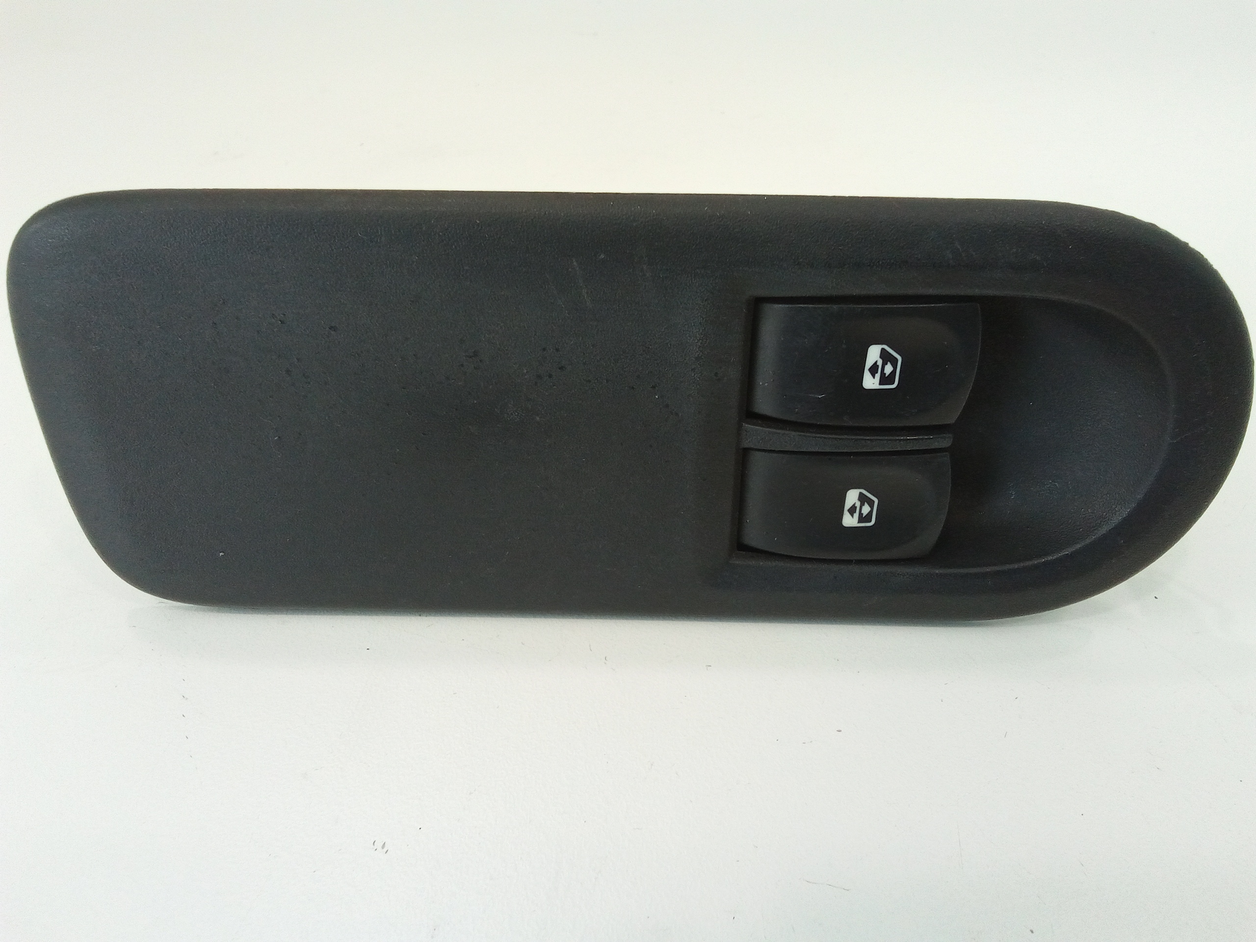 Interruttore Alzacristalli Porta Ant. Sinistro 8200214939 Usato