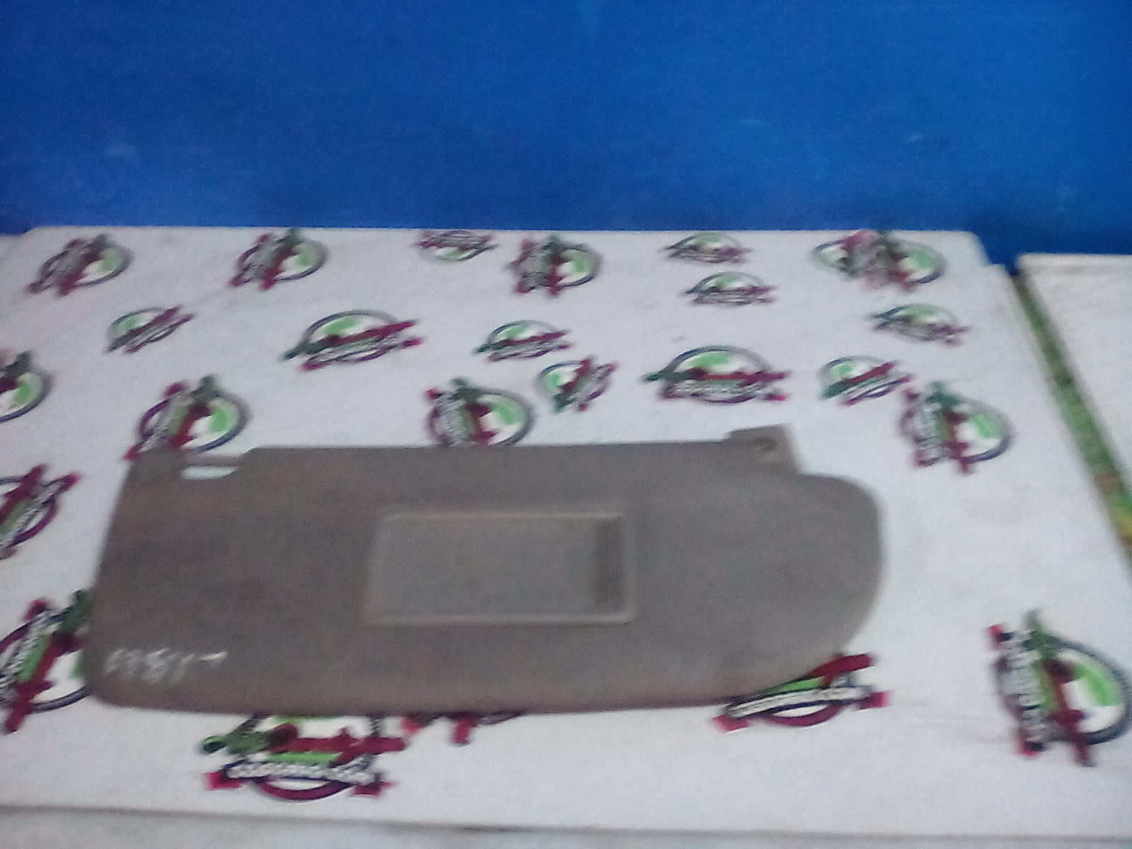 Aletta Parasole Parabrezza Destro 735314225 Usato