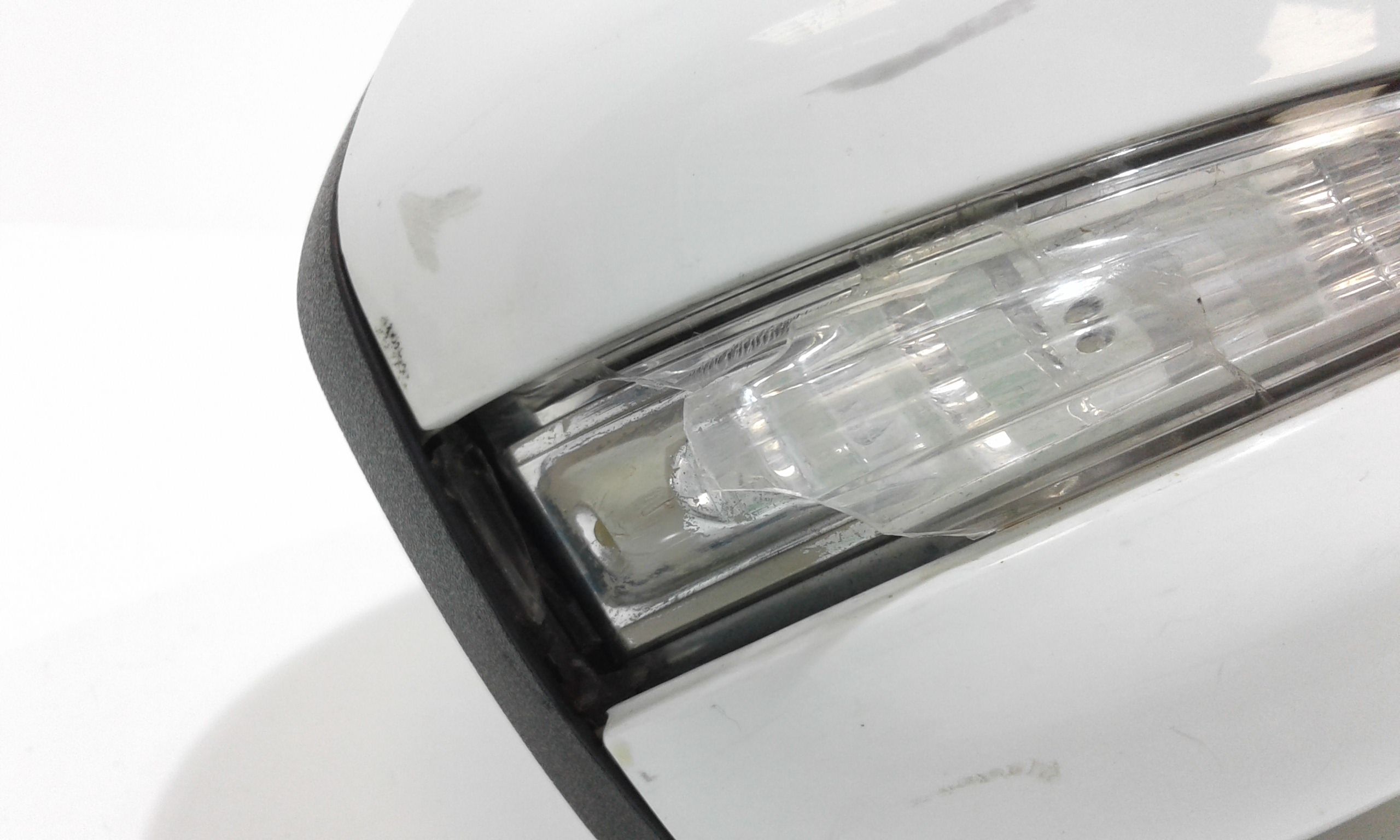 Retrovisore Est. Destro Usato