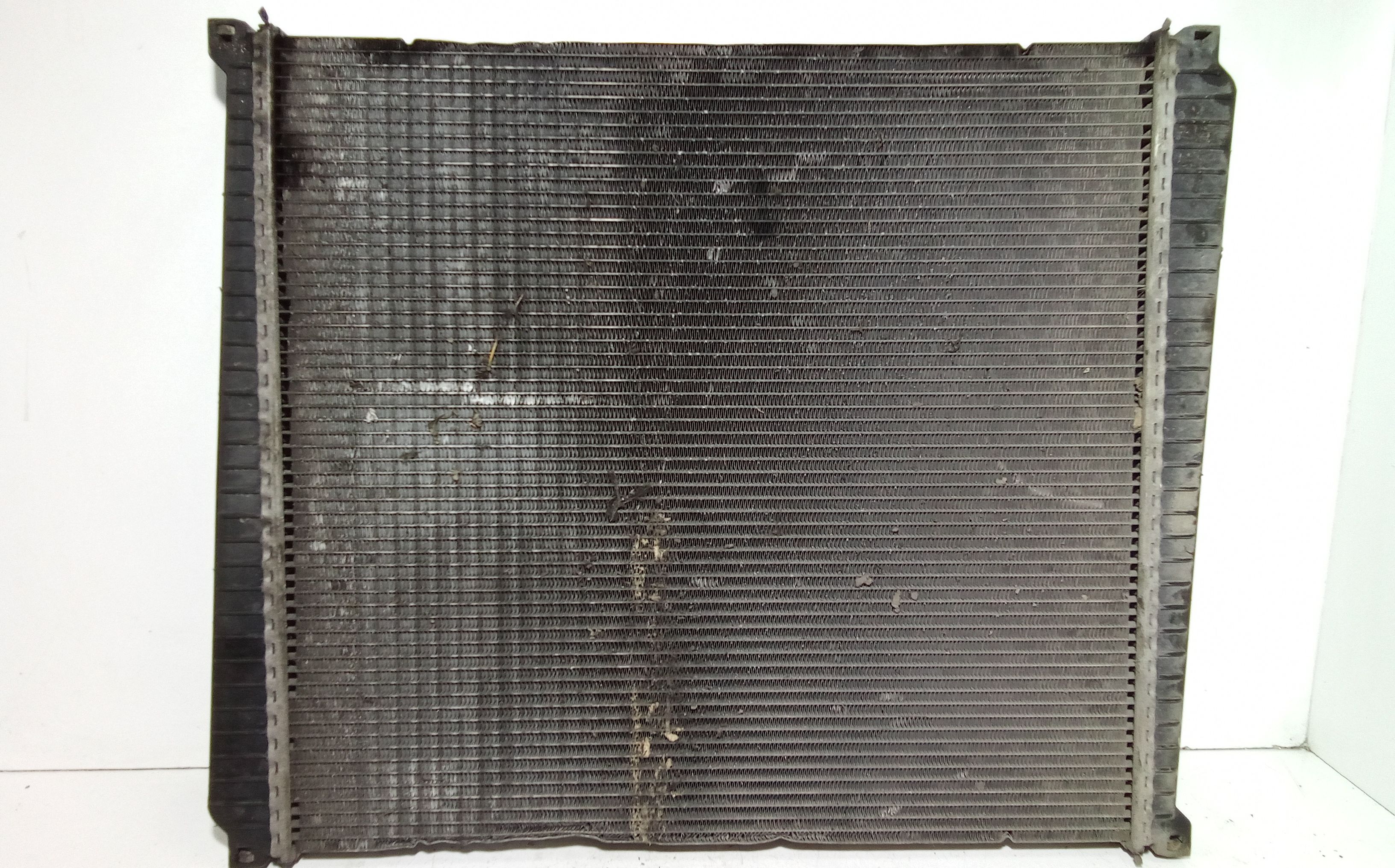 Radiatore 7701057119 Usato