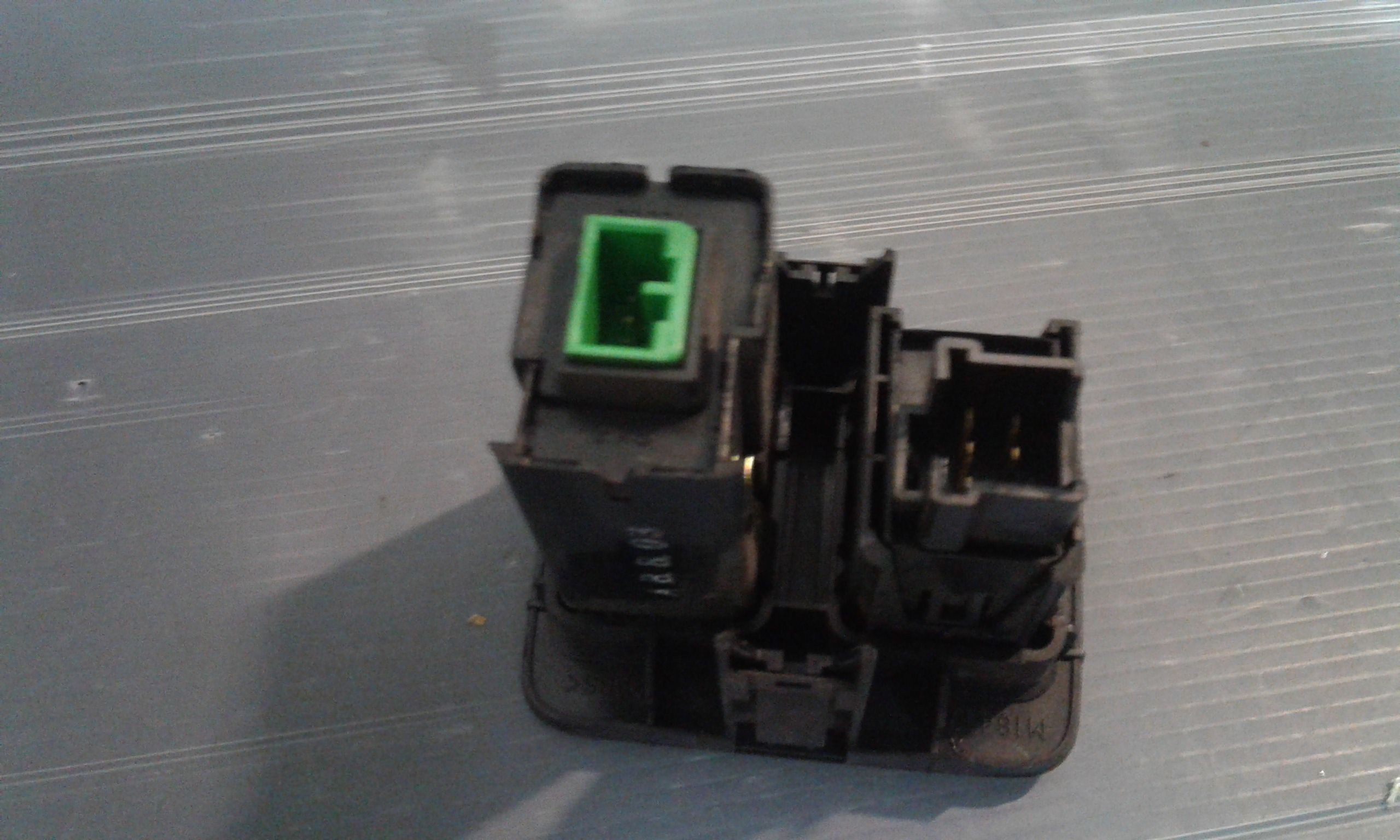 Comando Regolazione Altezza Proiettori 35820S2HG01ZA Usato