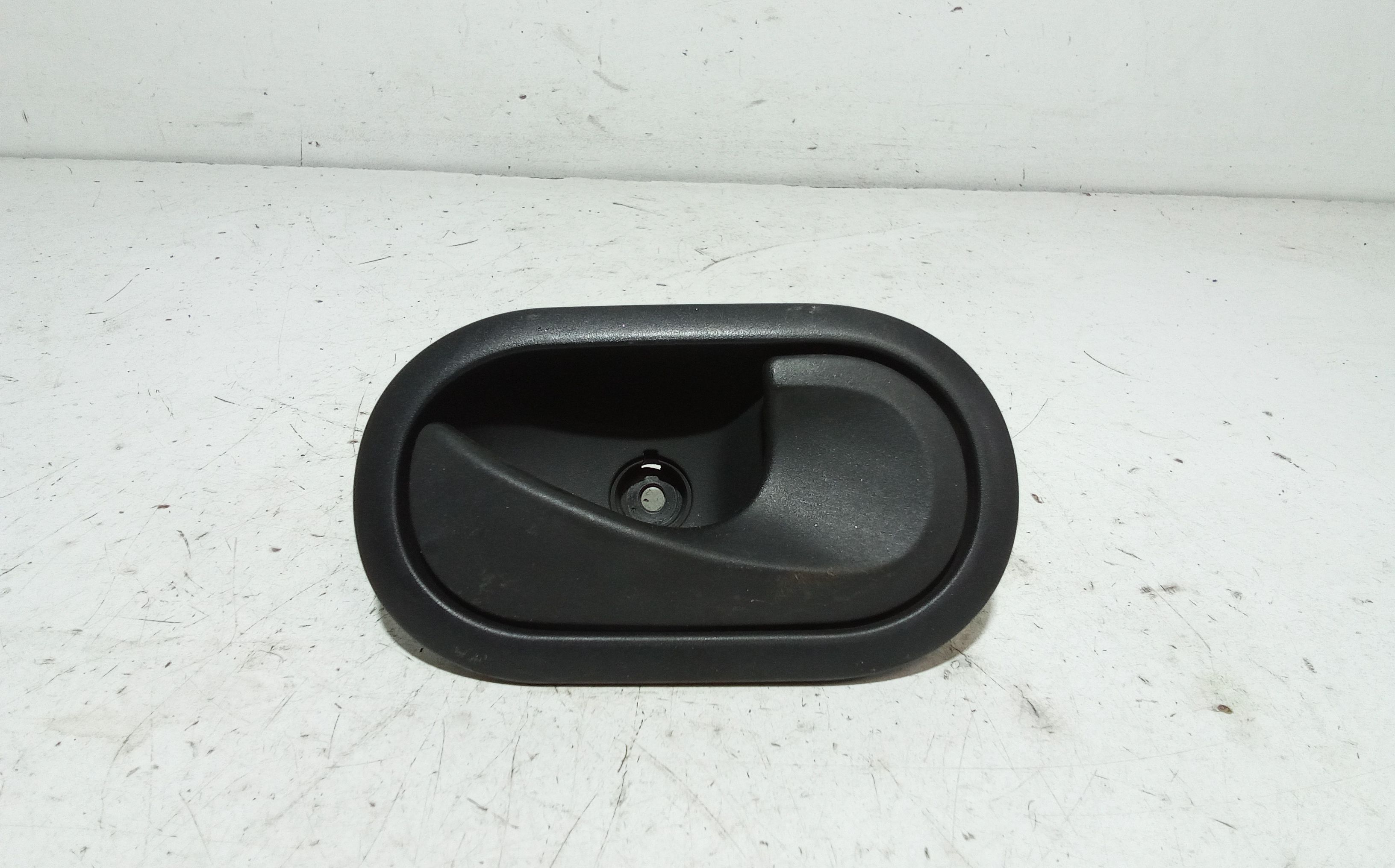 Maniglia Int. Apertura Porta Ant. Destro Usato