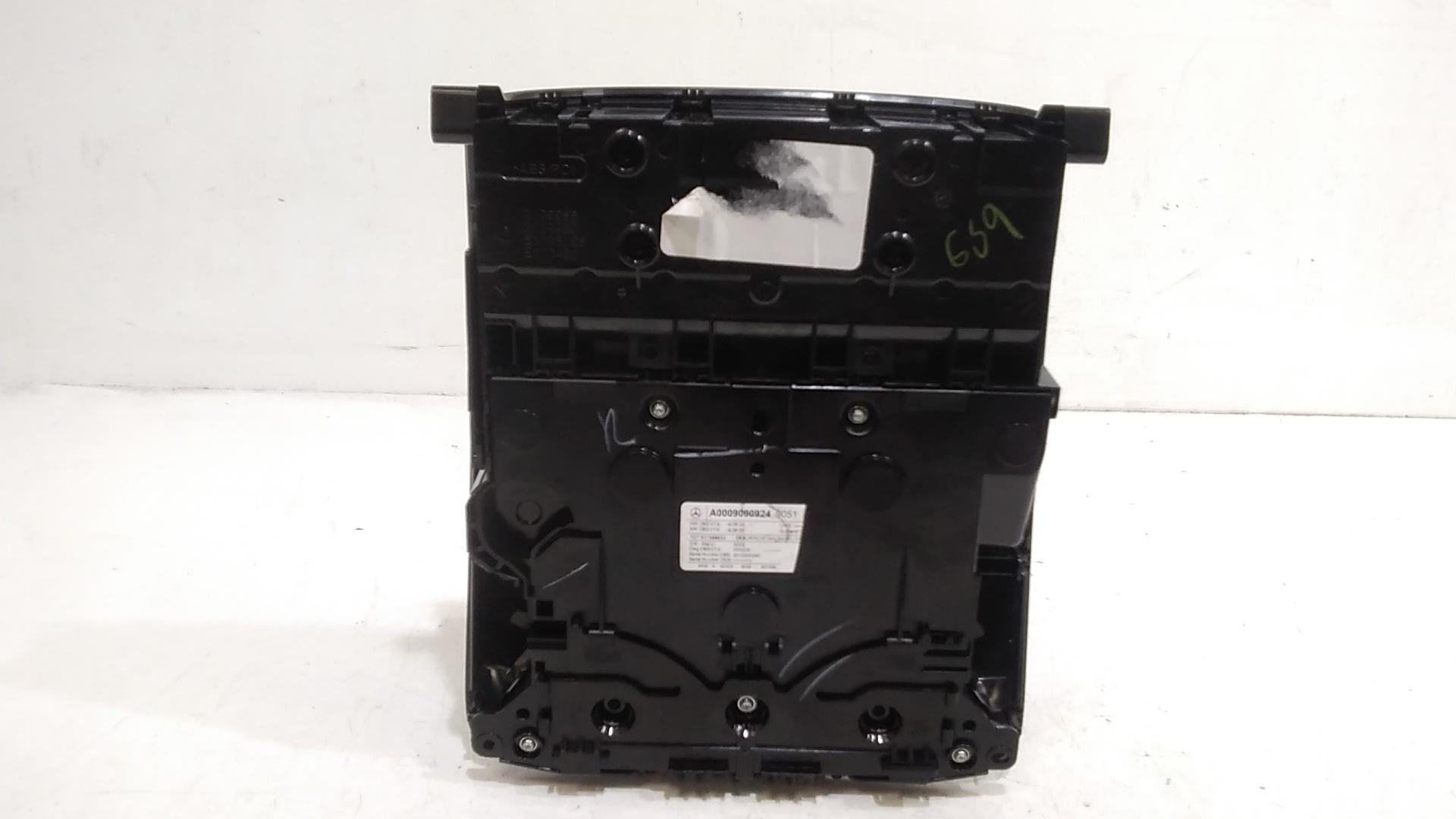 Luce Cortesia Ant. Tetto A00090012247H52 Usato