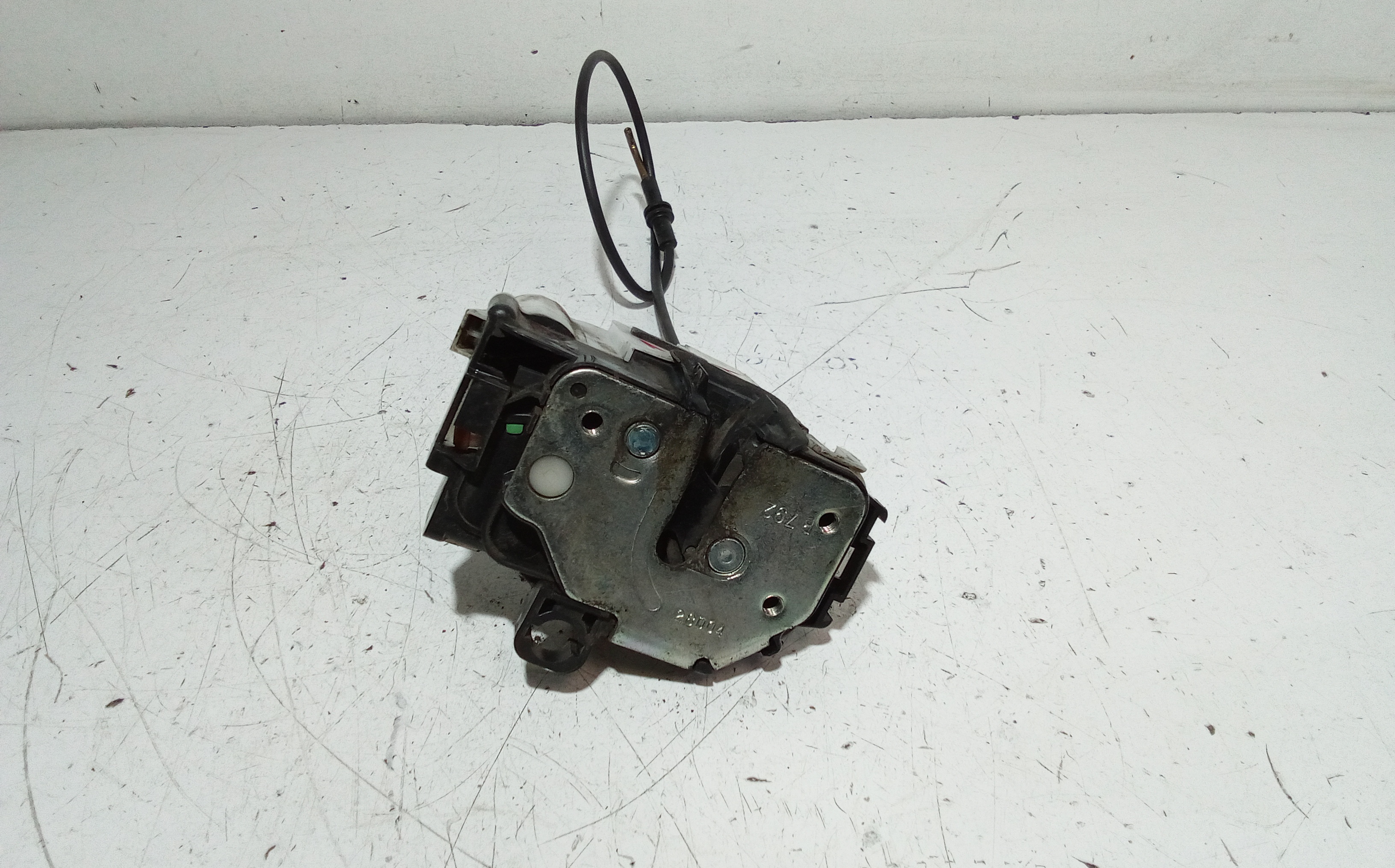 Serratura Porta Ant. Destro 51917876 Usato