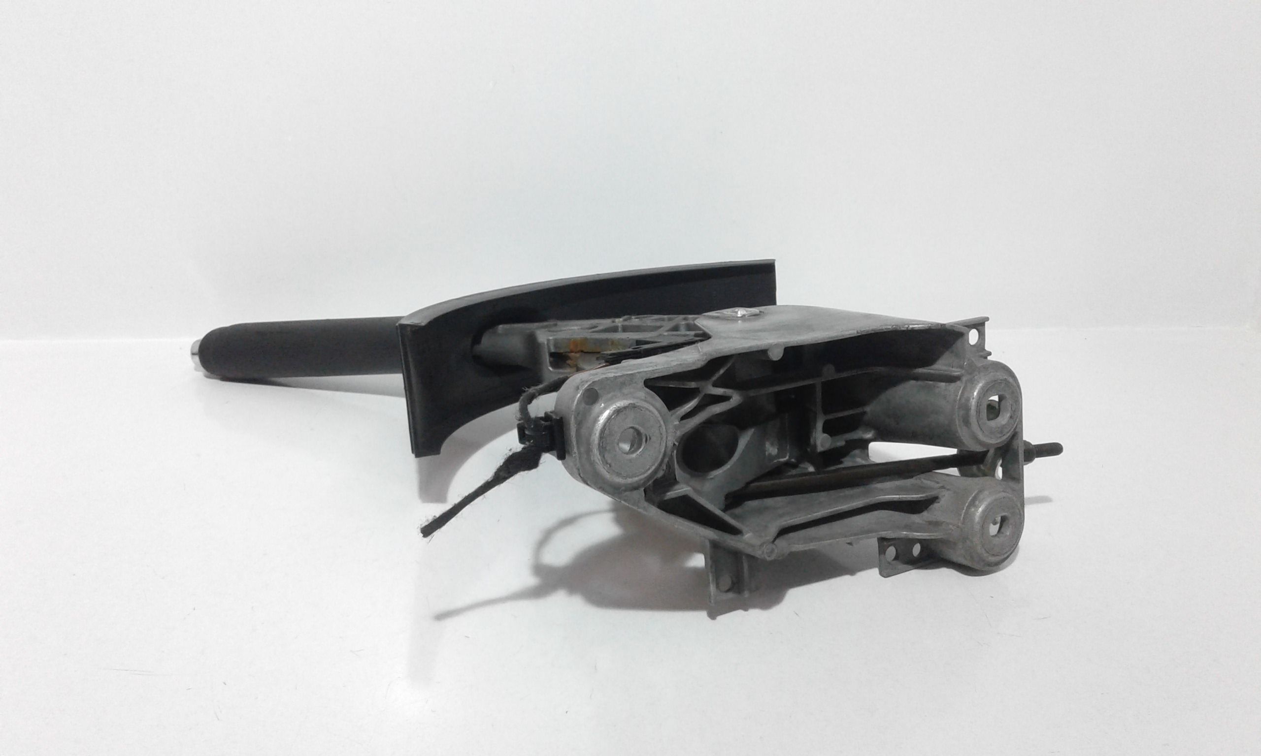 Leva Freno Stazionamento 1K0711303D2ZZ Usato