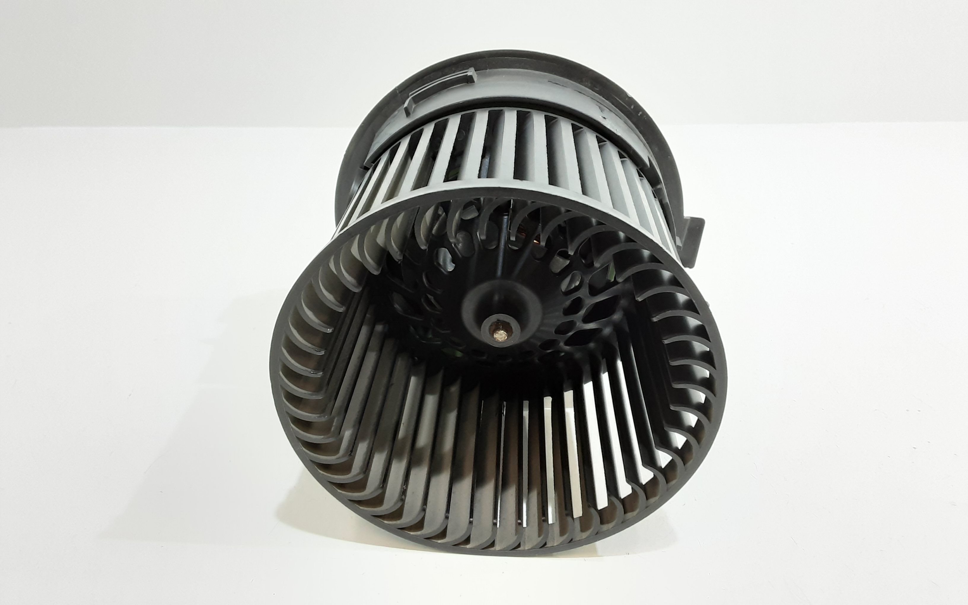 Motorino Ventilazione Abitacolo 1608182080 Usato