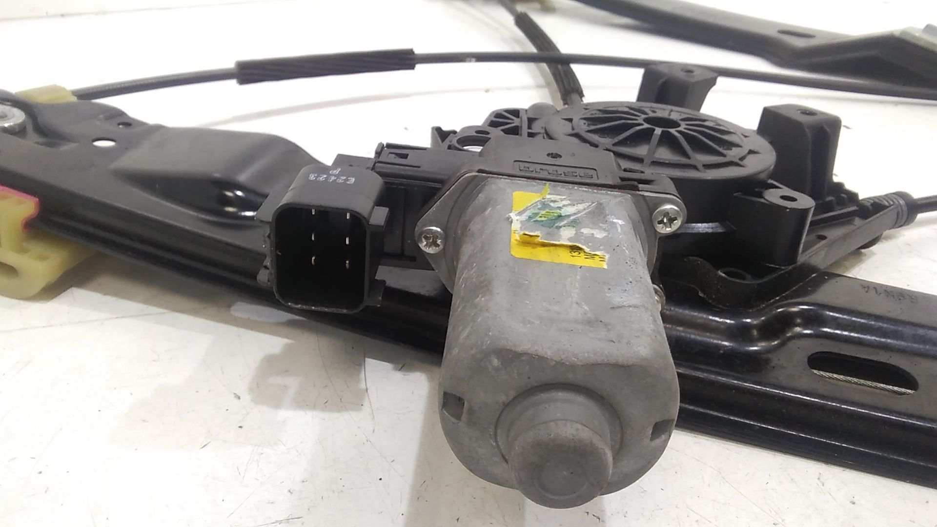 Alzacristallo Porta Ant. Destro Usato