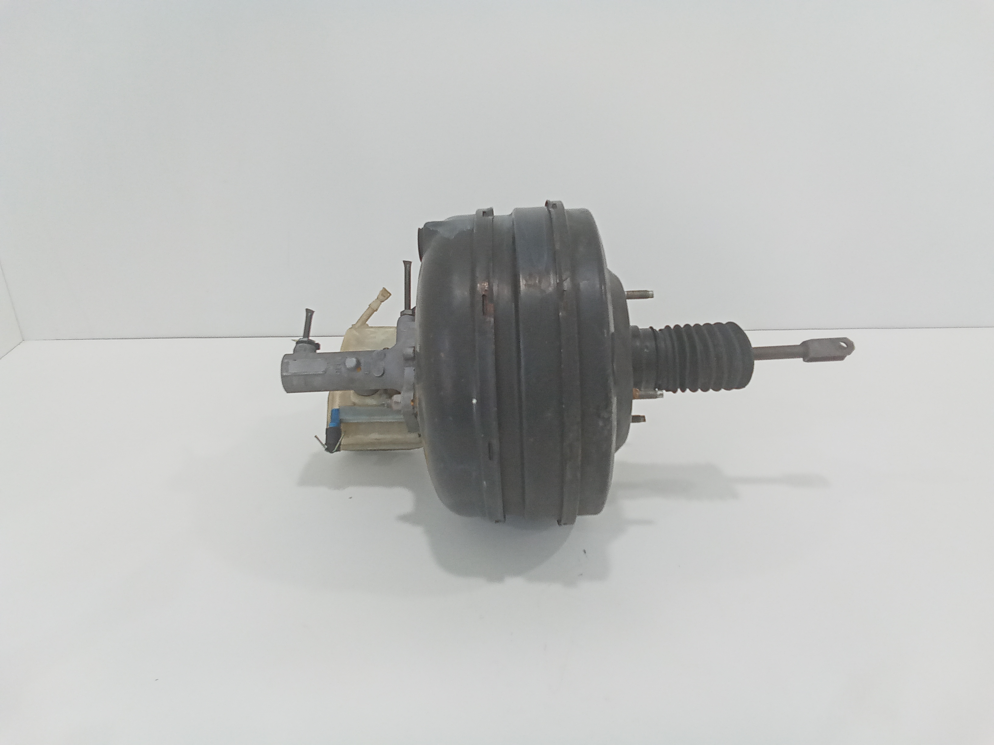 Servofreno A9064310027 Usato