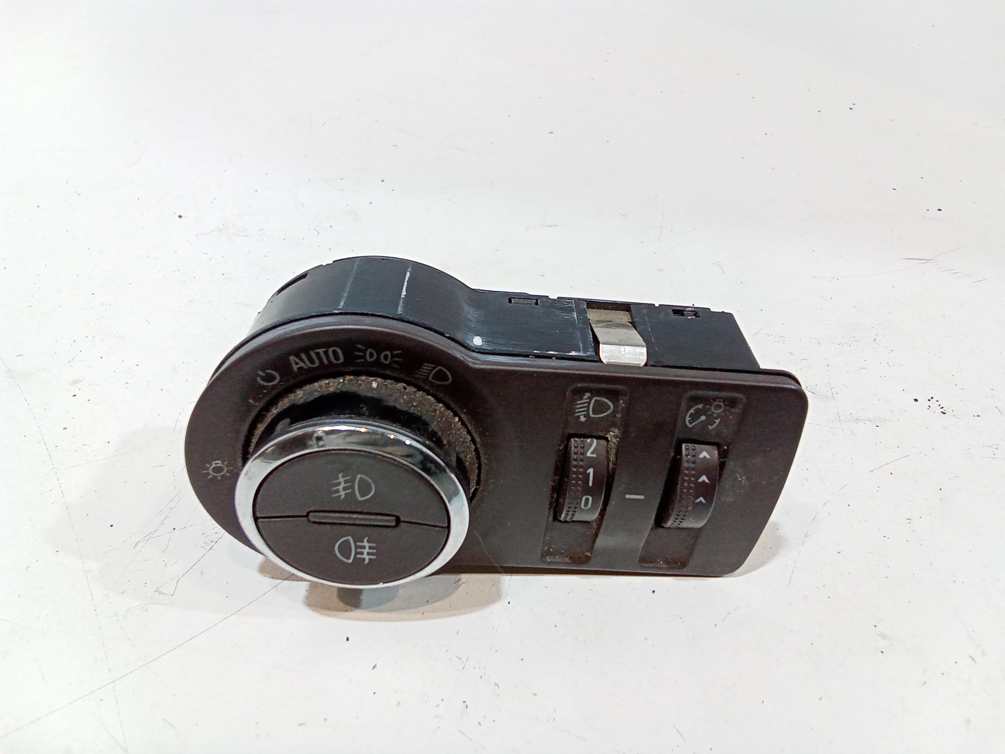 Interruttore Blocco Comando Luci 22901646 Usato