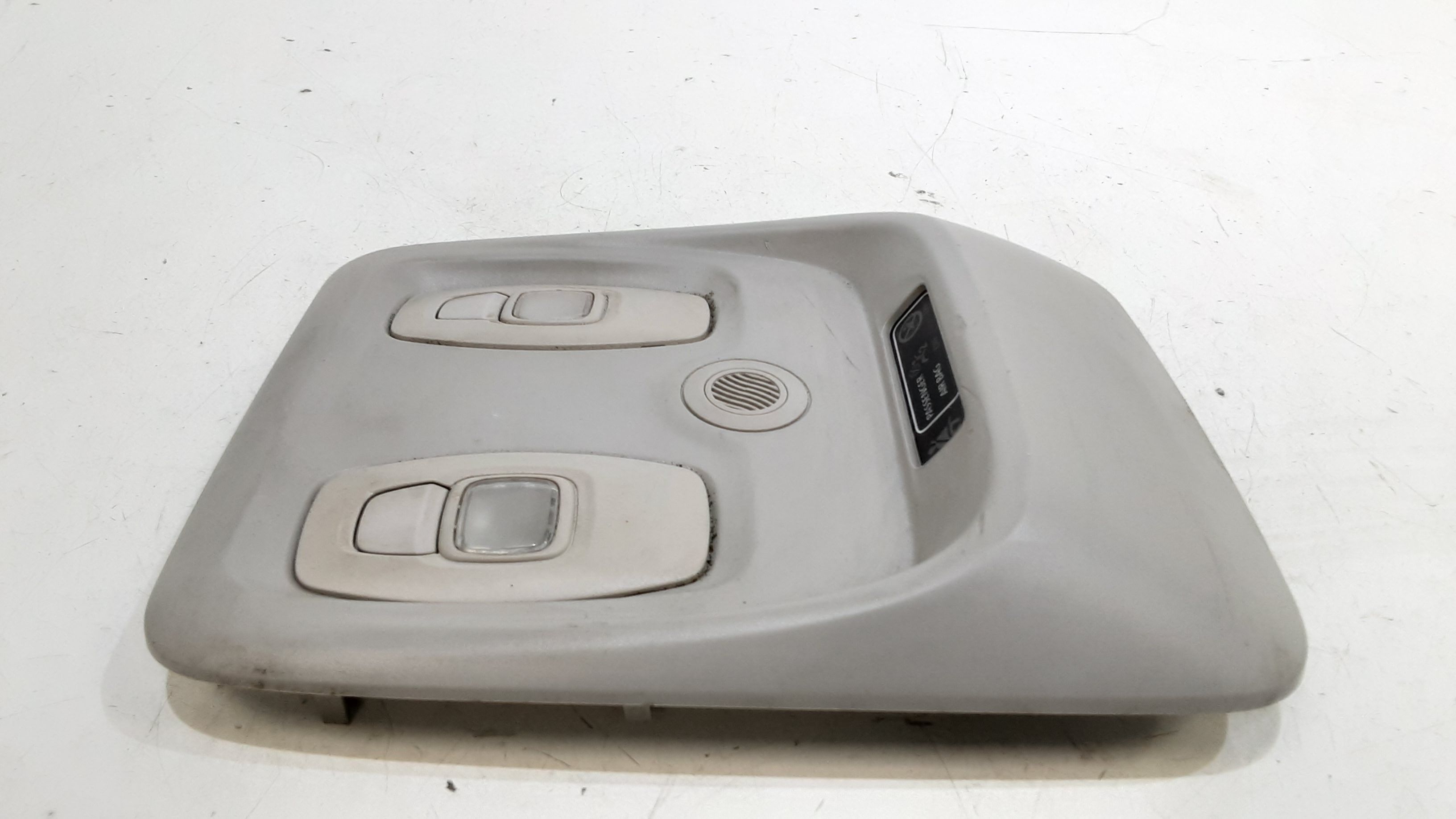 Luce Cortesia Ant. Tetto 264305143R Usato