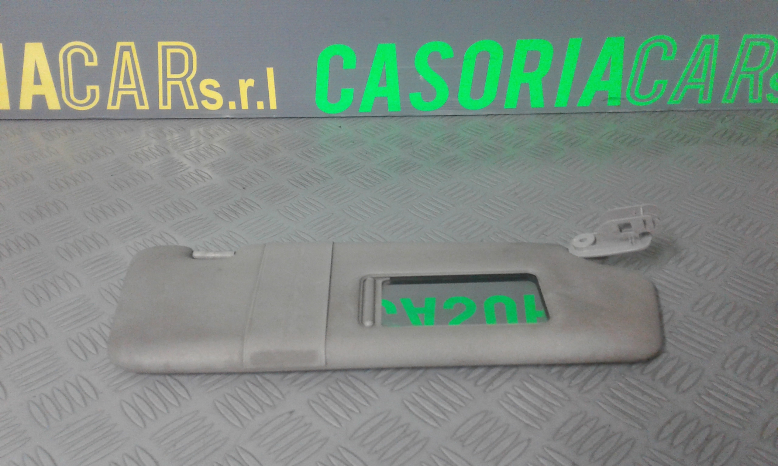 Aletta Parasole Parabrezza Destro 8E08575521X5 Usato