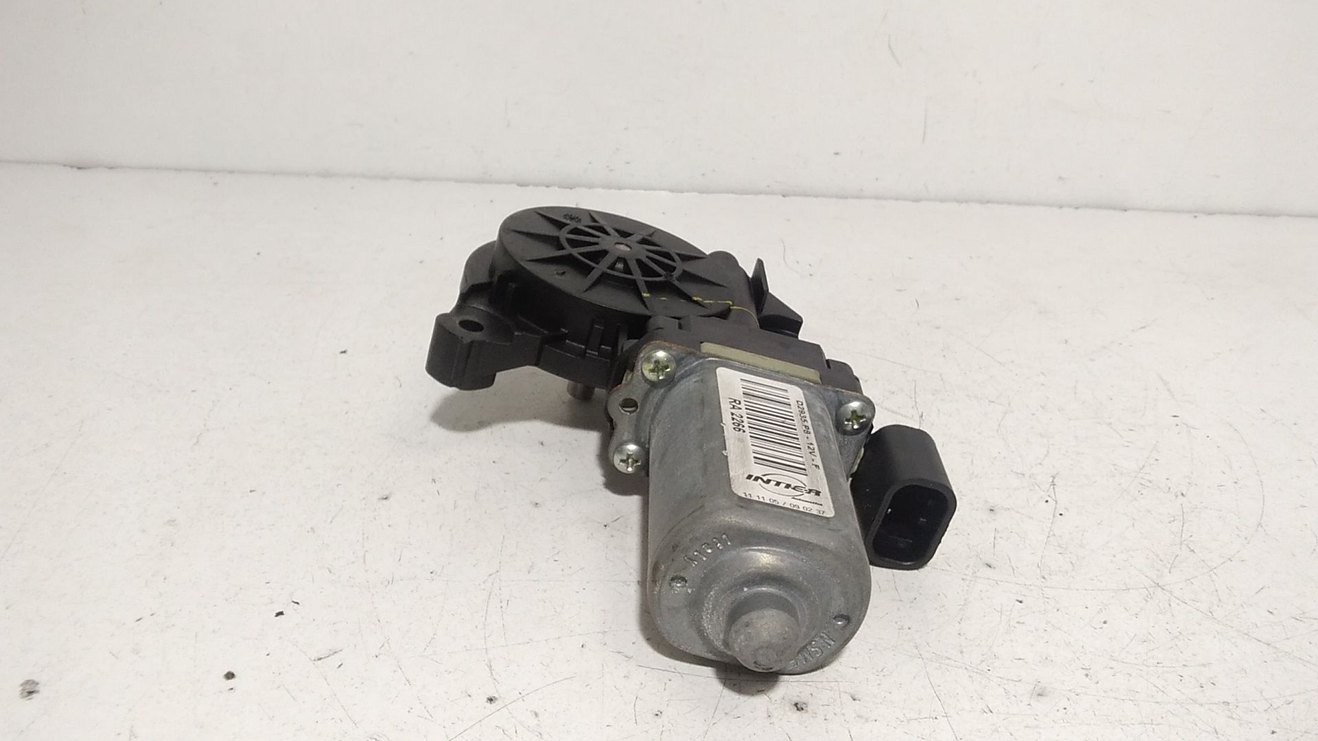 Motorino Alzacristallo Porta Ant. Destro 71740122 Usato