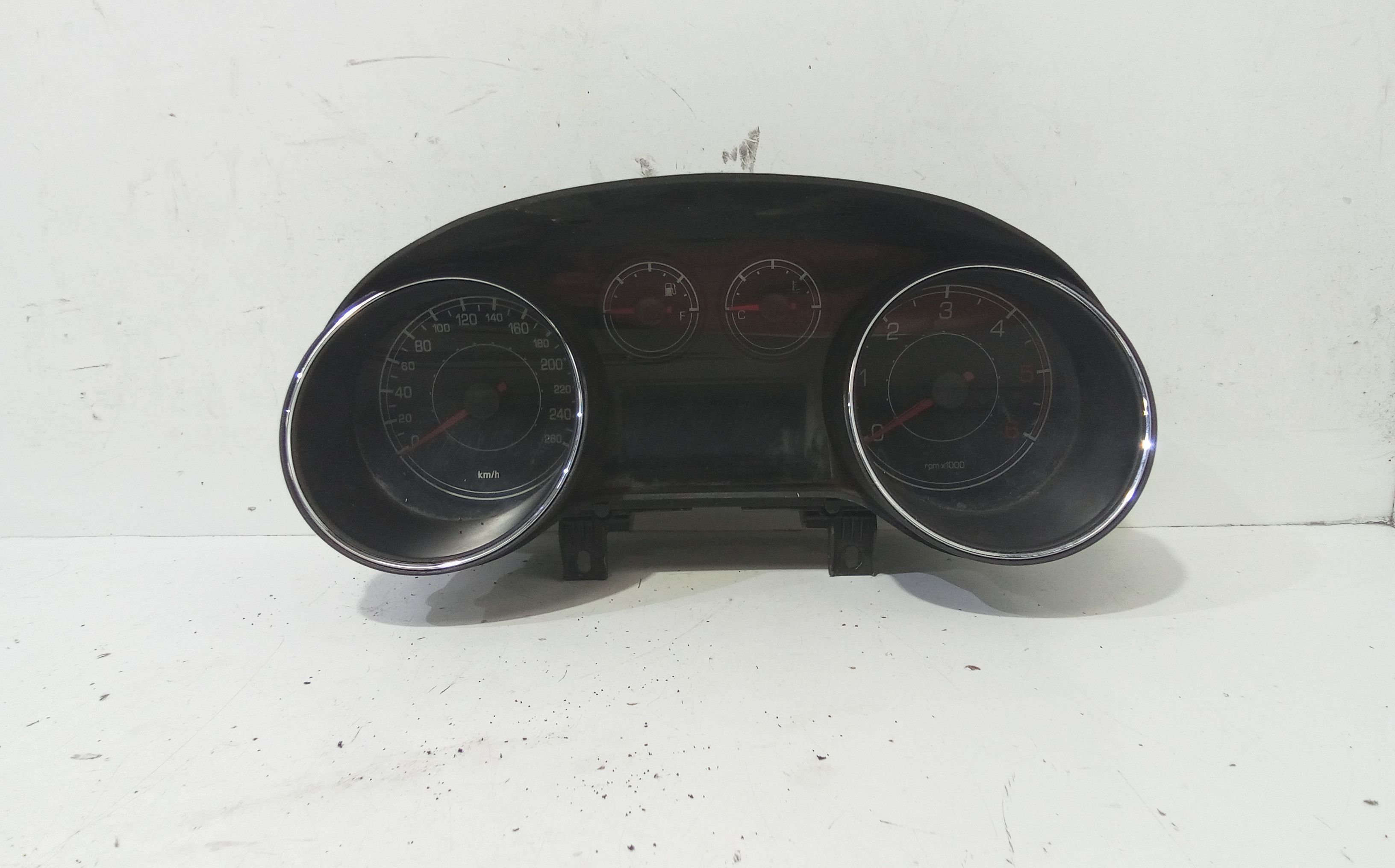 Quadro Portastrumenti Usato