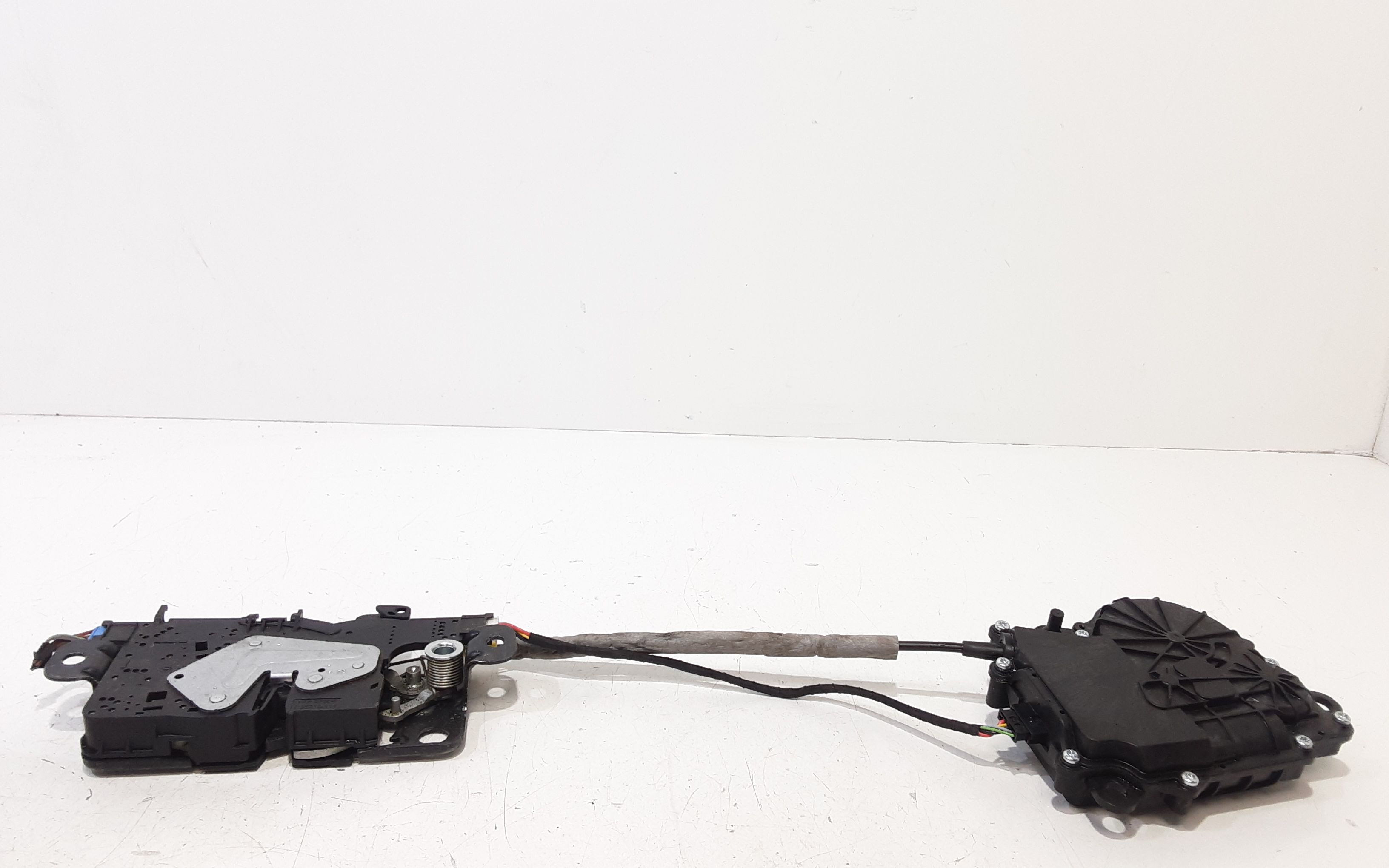 Serratura Cofano Post. 51247191212 Usato