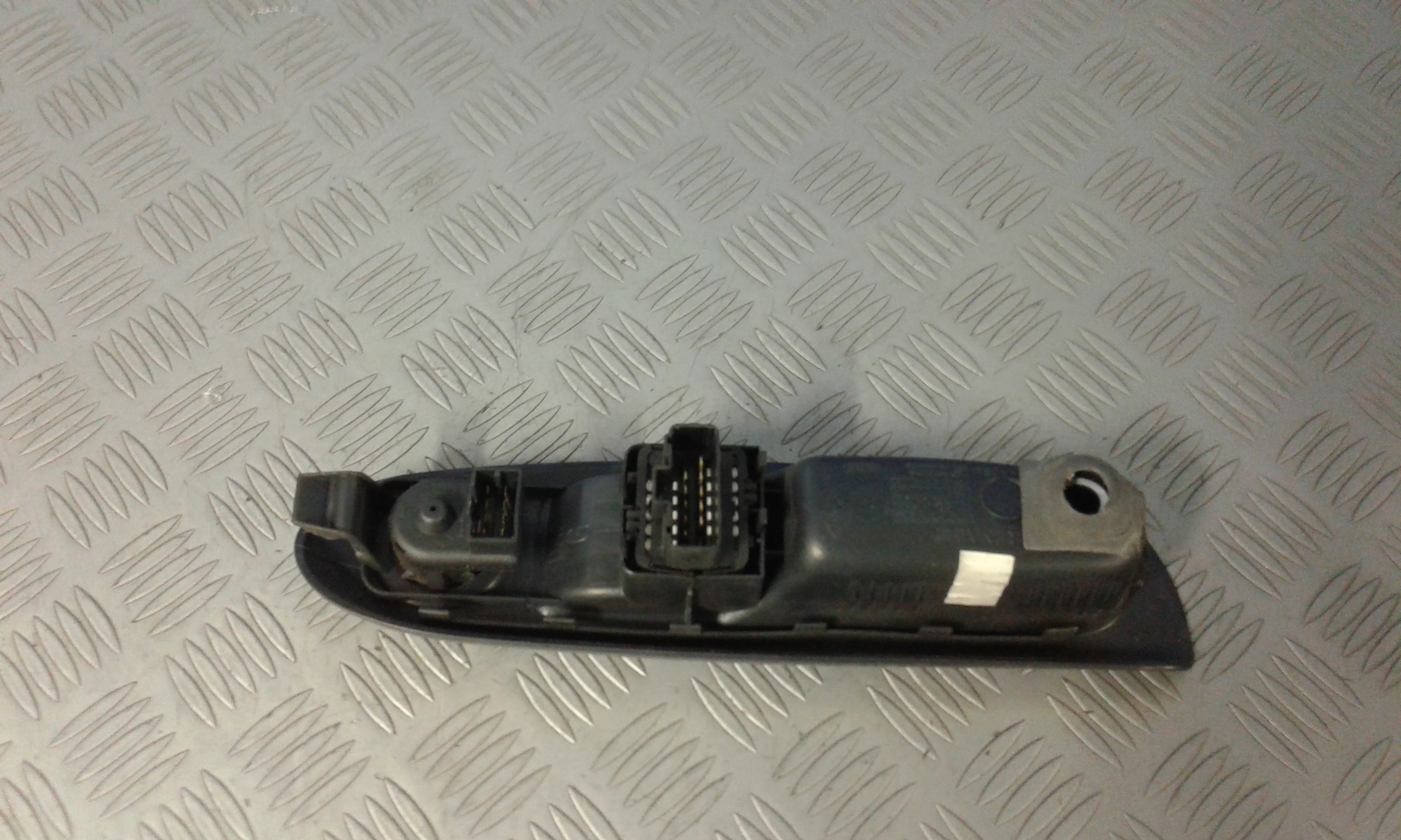 Interruttore Alzacristalli Porta Ant. Sinistro Usato