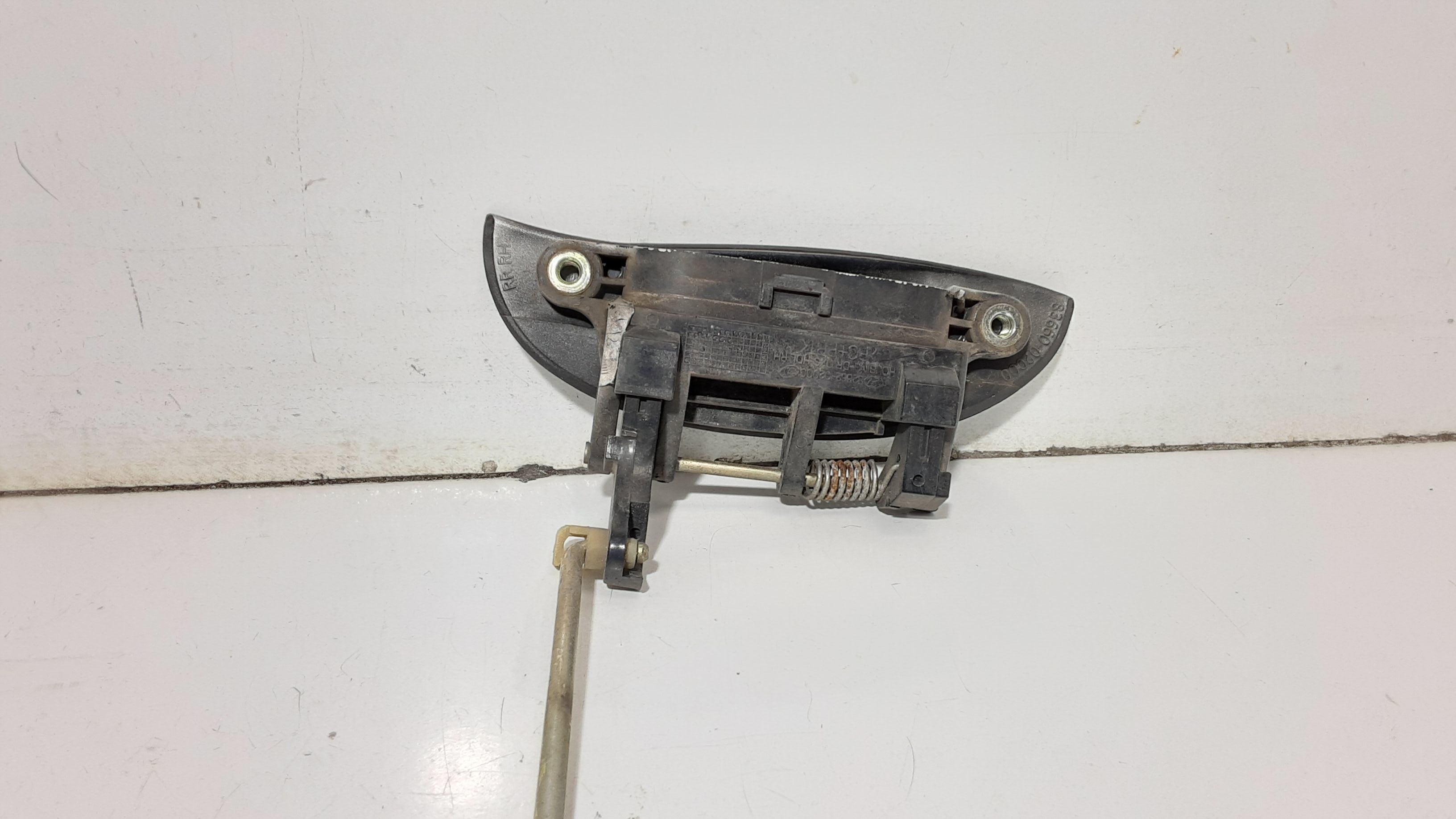 Maniglia Porta Post. Destro 8366002100CA Usato