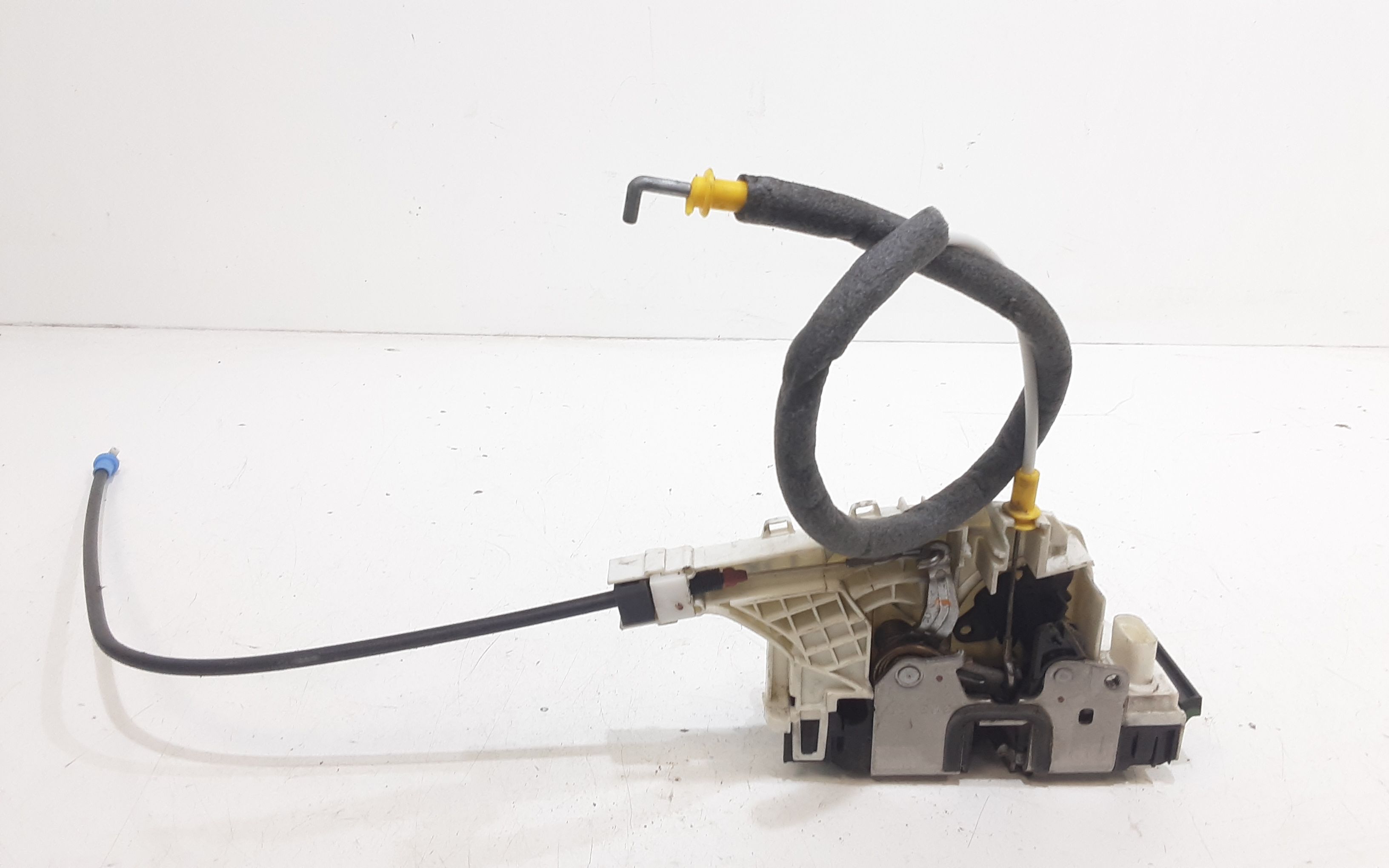 Serratura Porta Ant. Destro A9067201735 Usato