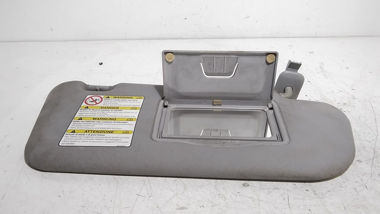 Aletta Parasole Parabrezza Destro BR5S6927030 Usato